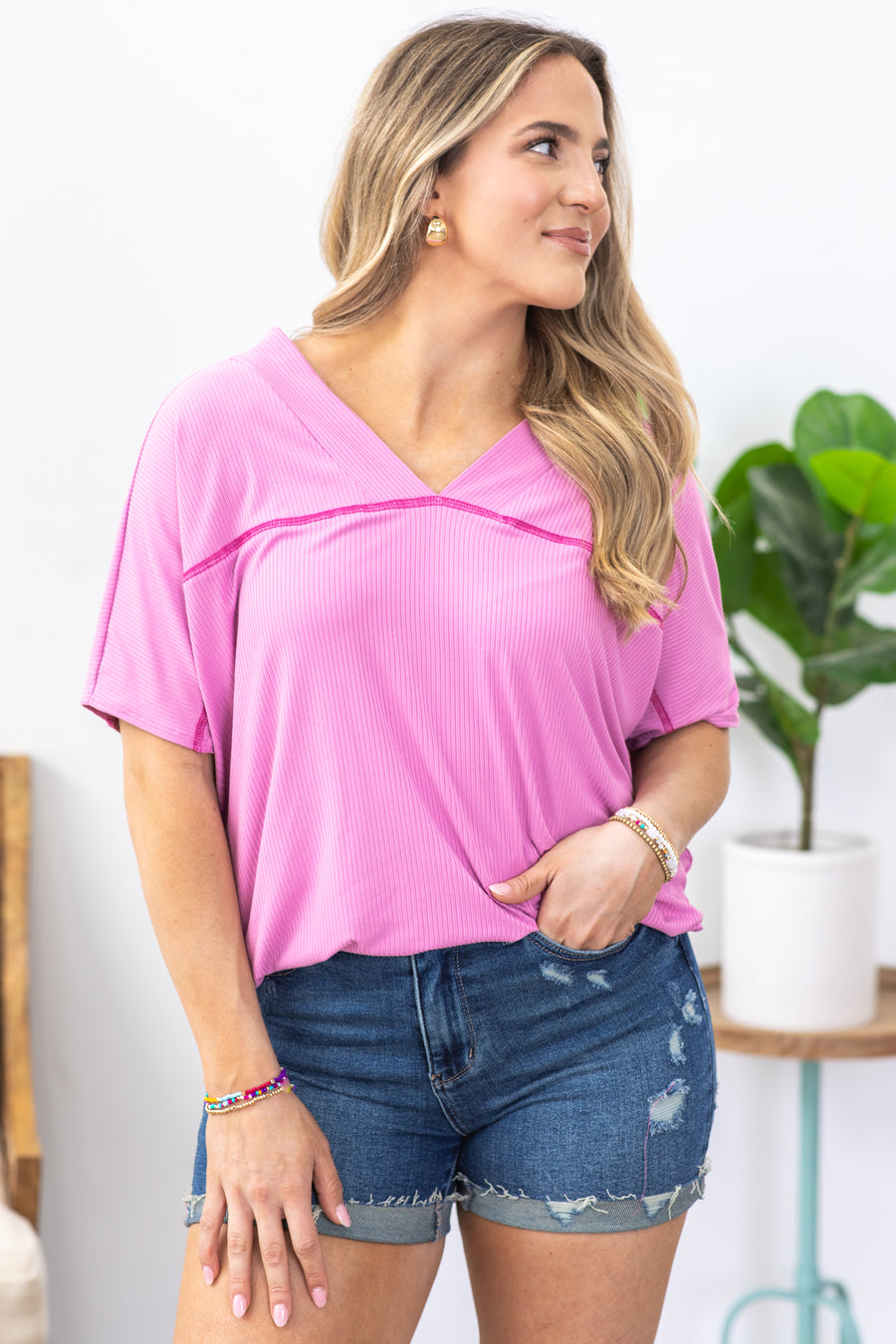 Dusty Pink V-Neck Rib Exposed Seam Knit Top