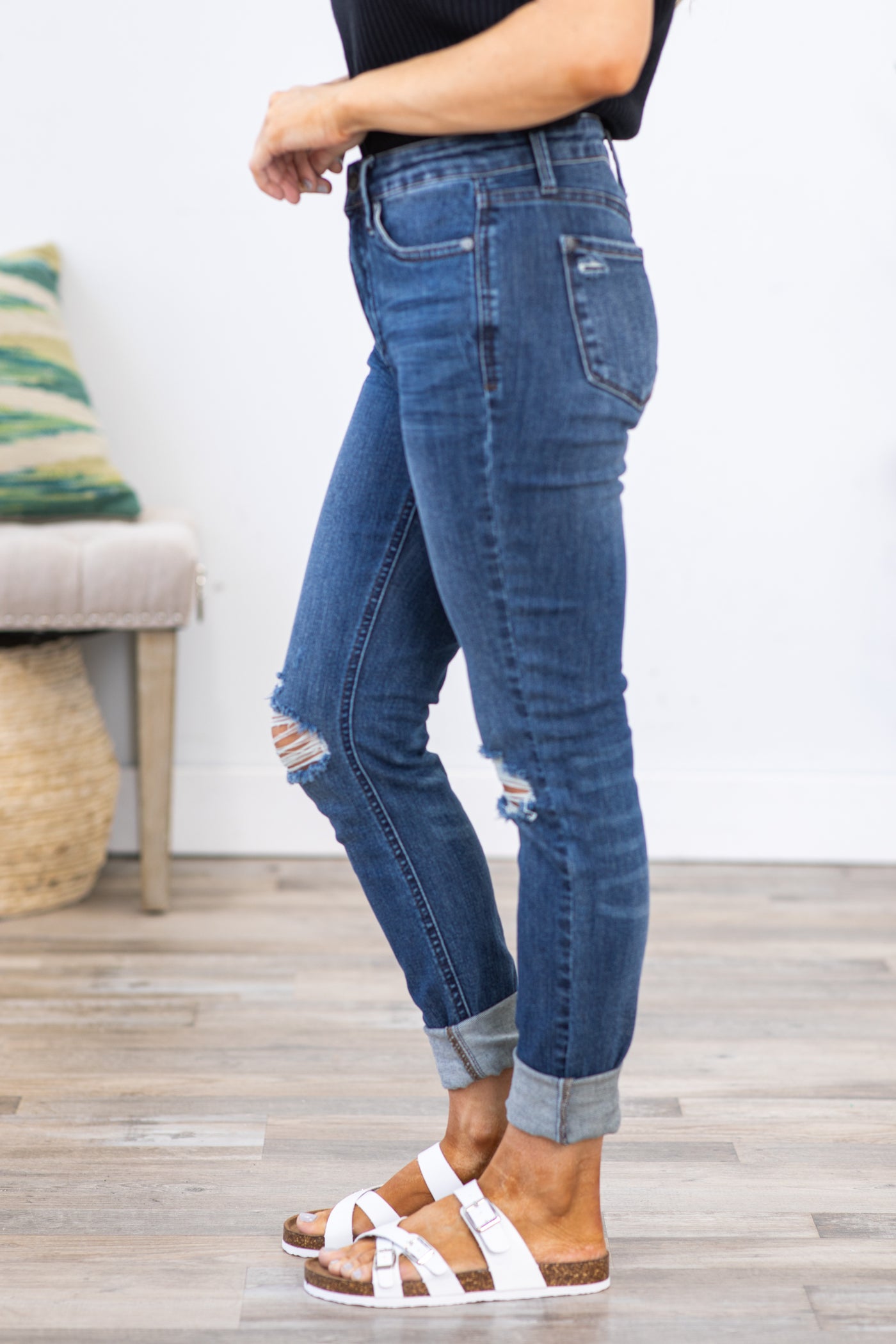 Judy Blue Mid Rise Tummy Control Jeans