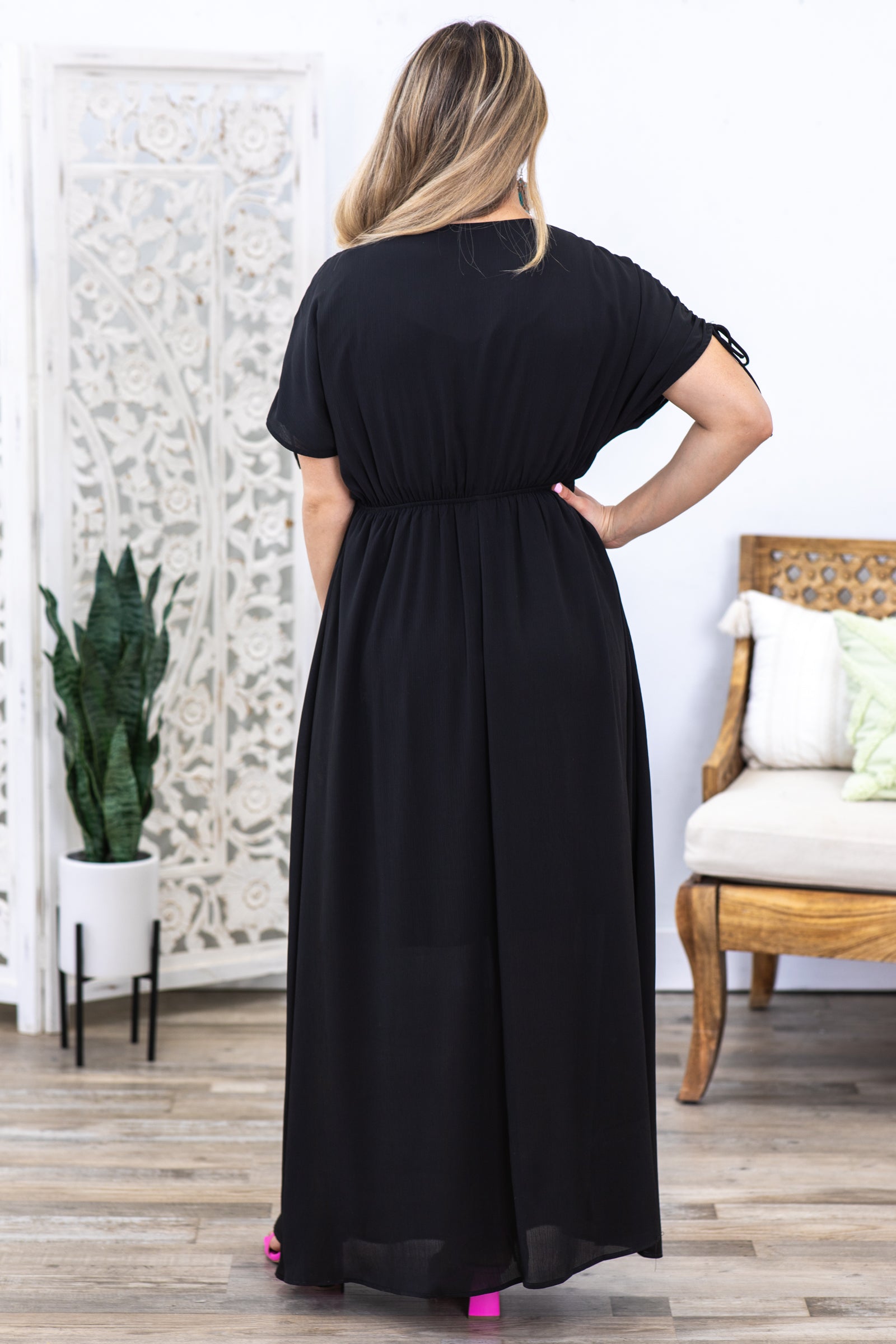 Black V-Neck Maxi Dress With Pockets