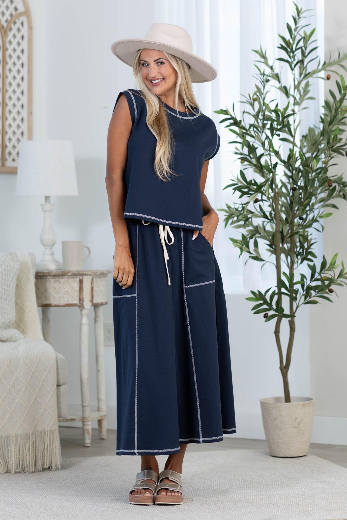 Navy Sleeveless Knit Top With Contrast Stitch