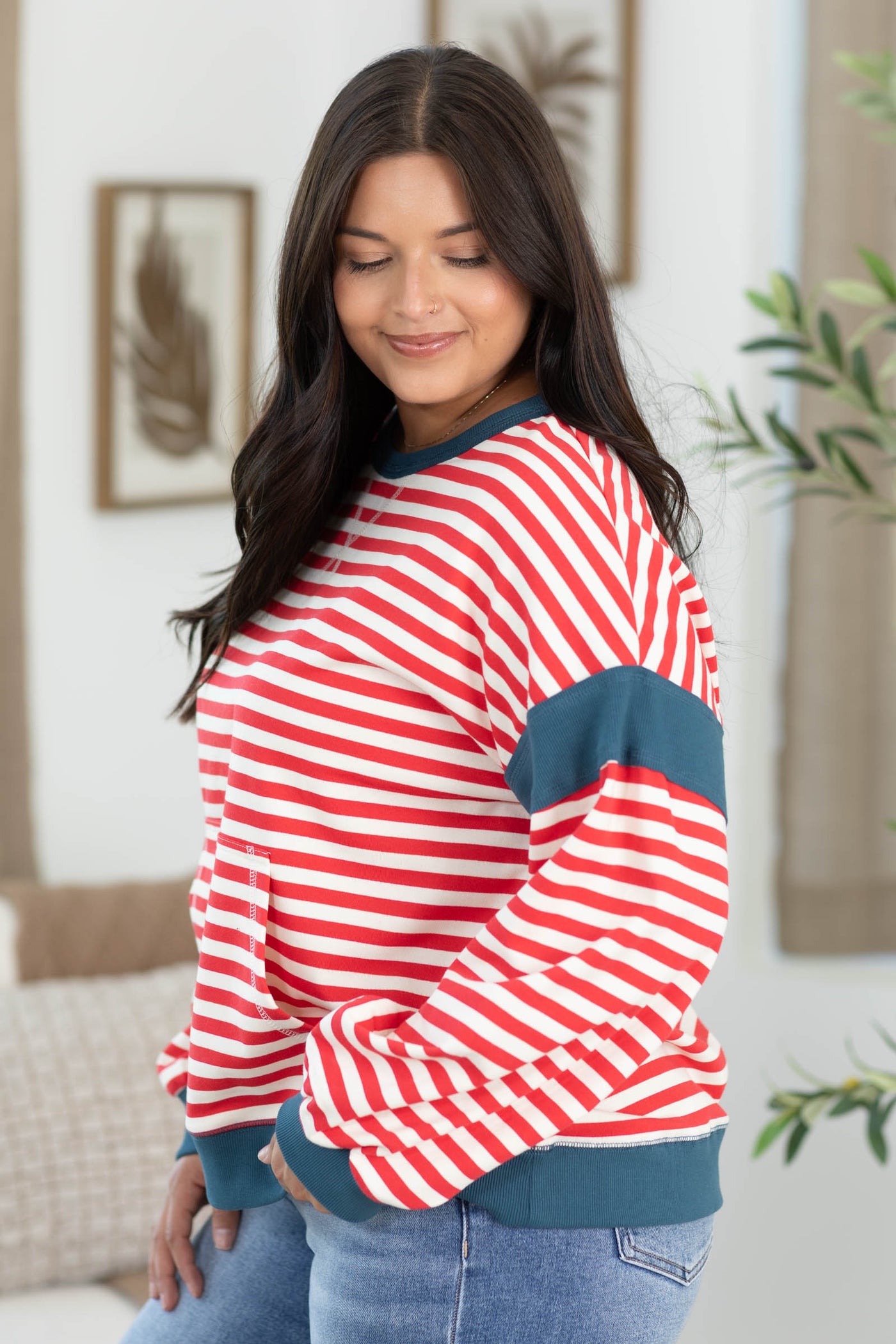 Colorblock Stripe Crewneck Sweatshirt With Pocket