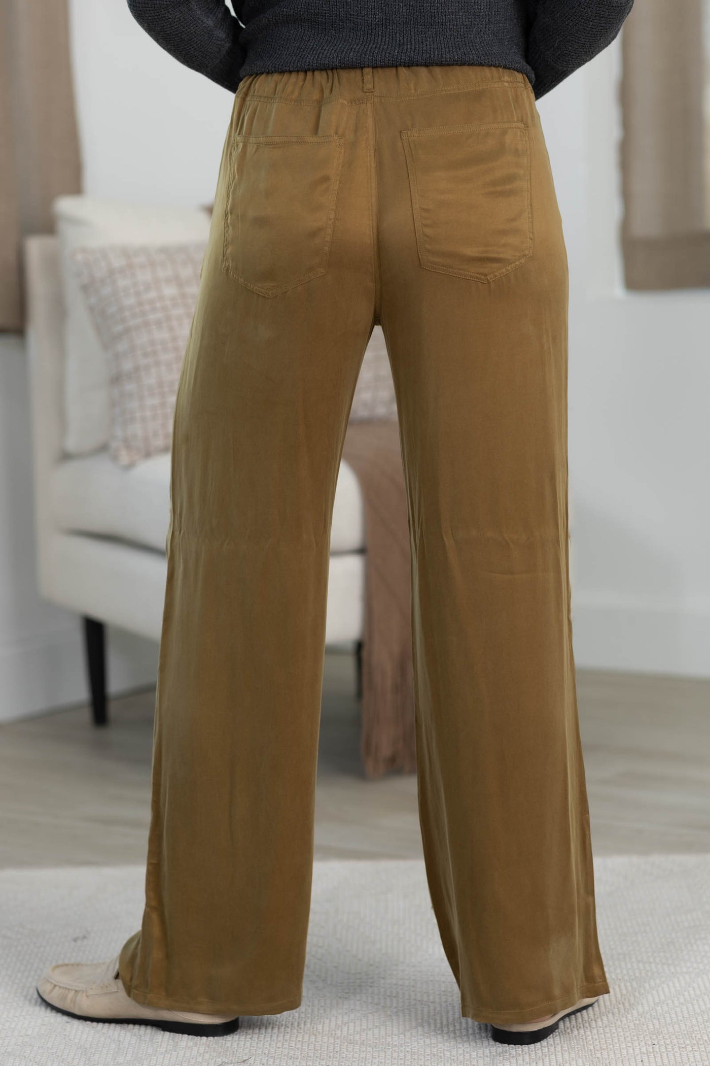 Essential Air Washed Wide Leg Pants