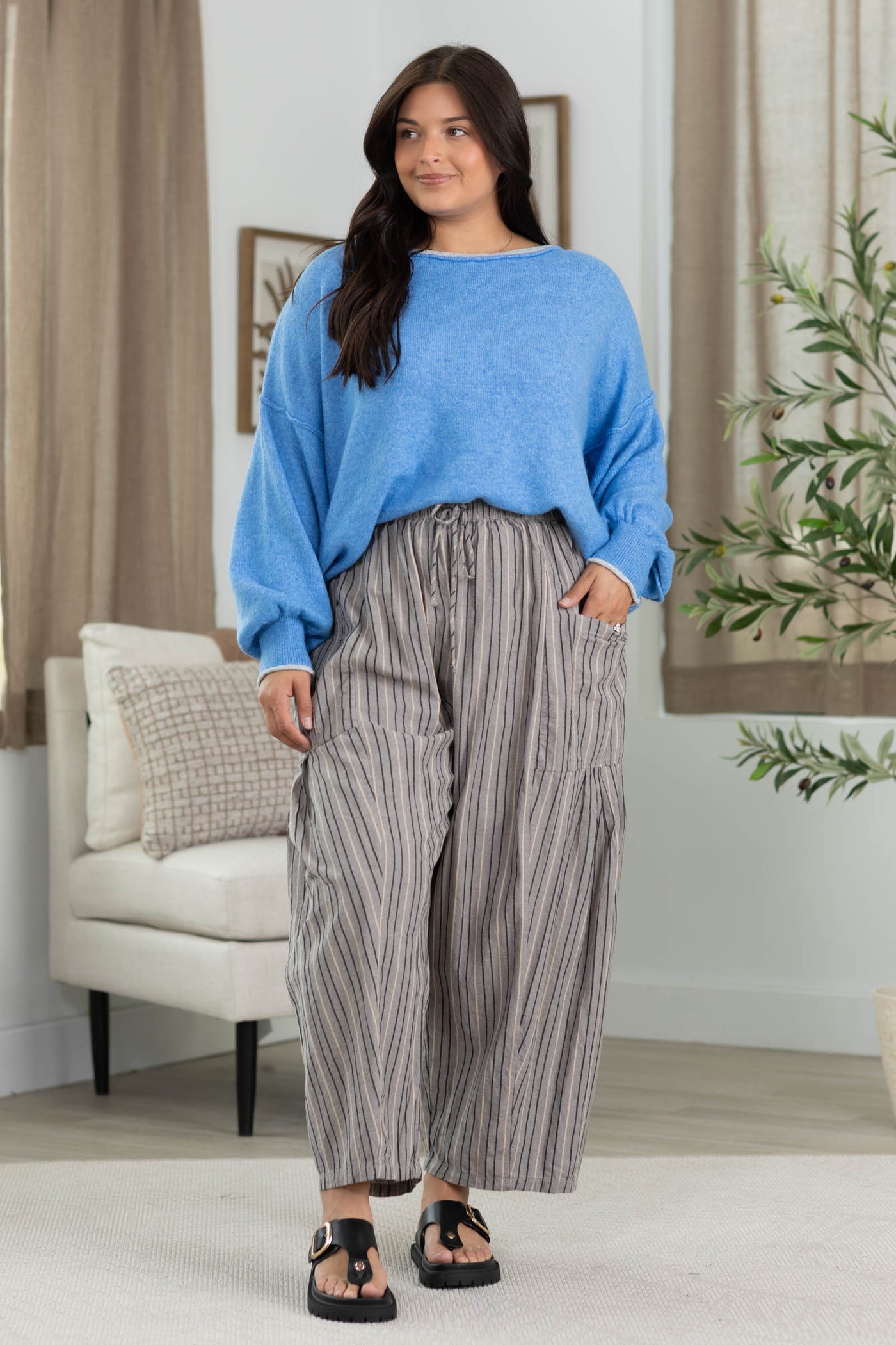 Cozy Pullover Sweaters With Exposed Seams