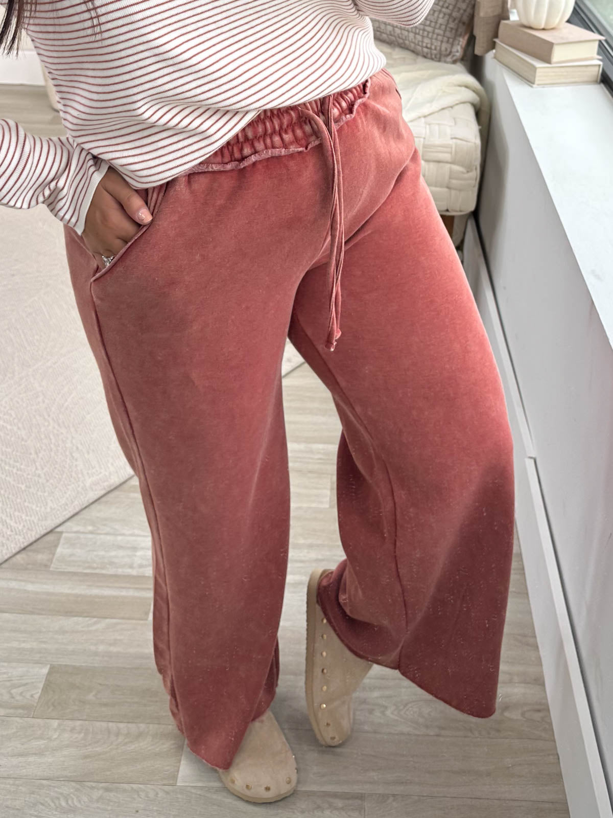 Acid Wash Fleece Sweatpants With Pockets