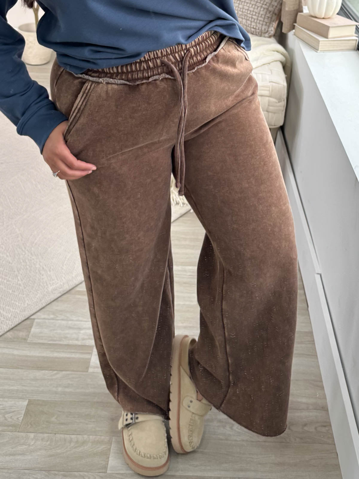 Acid Wash Fleece Sweatpants With Pockets