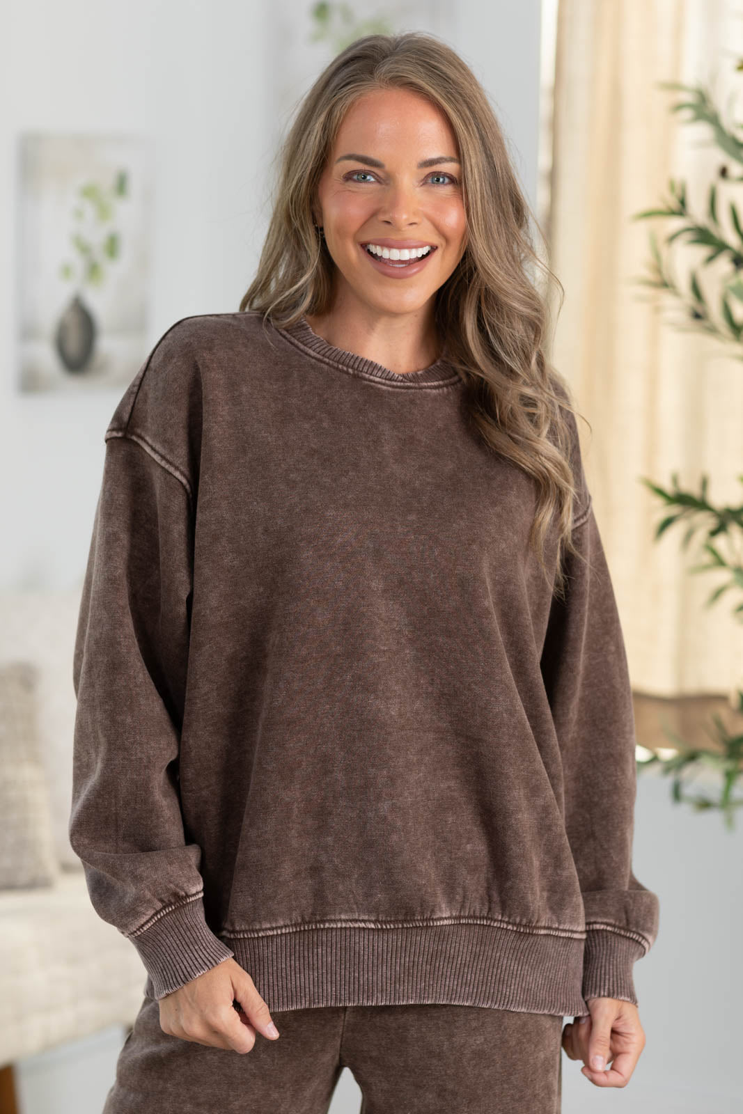 Mineral Washed Relaxed Fleece Pullover Sweatshirt