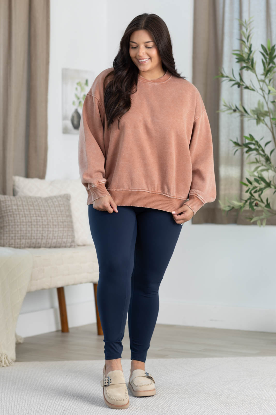 Mineral Washed Relaxed Fleece Pullover Sweatshirt