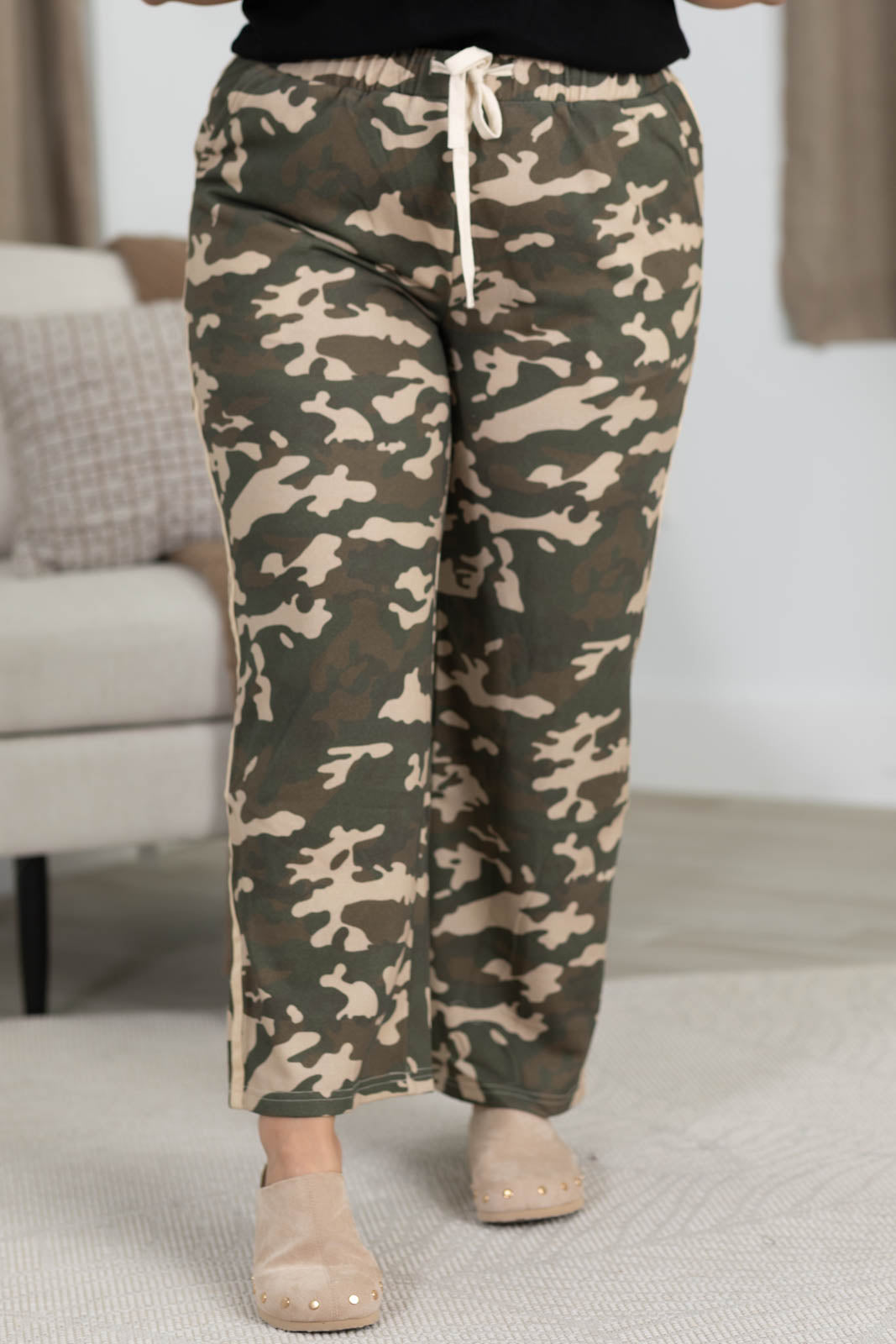 Army Green Camo Pants With Side Trim