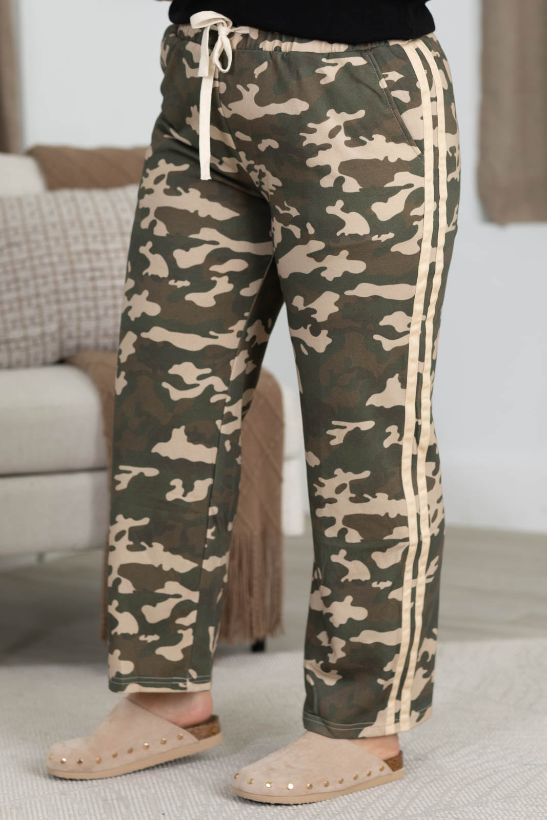Army Green Camo Pants With Side Trim
