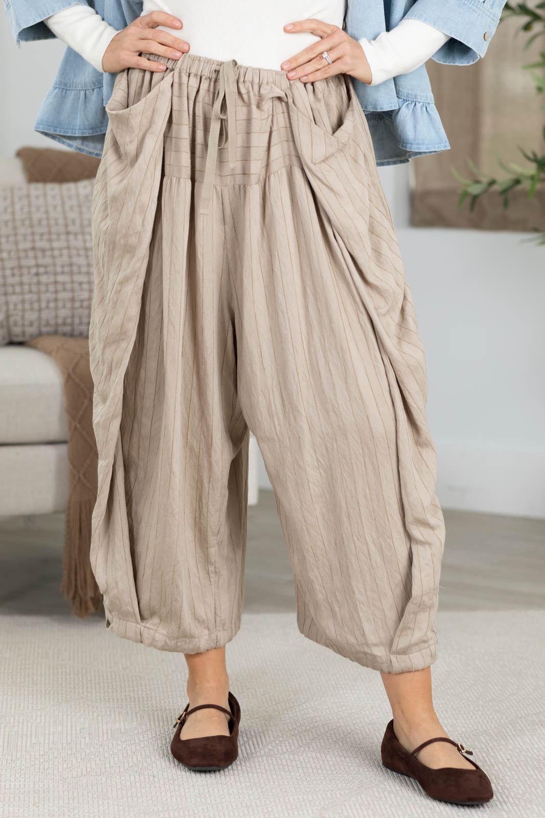 Cotierra Stripe Contrast Wide Leg Cropped Pants