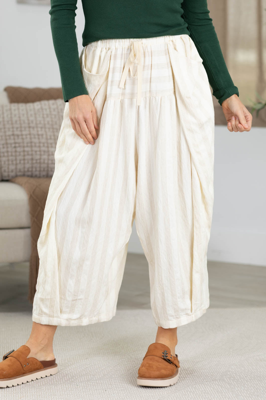 Cotierra Stripe Contrast Wide Leg Cropped Pants