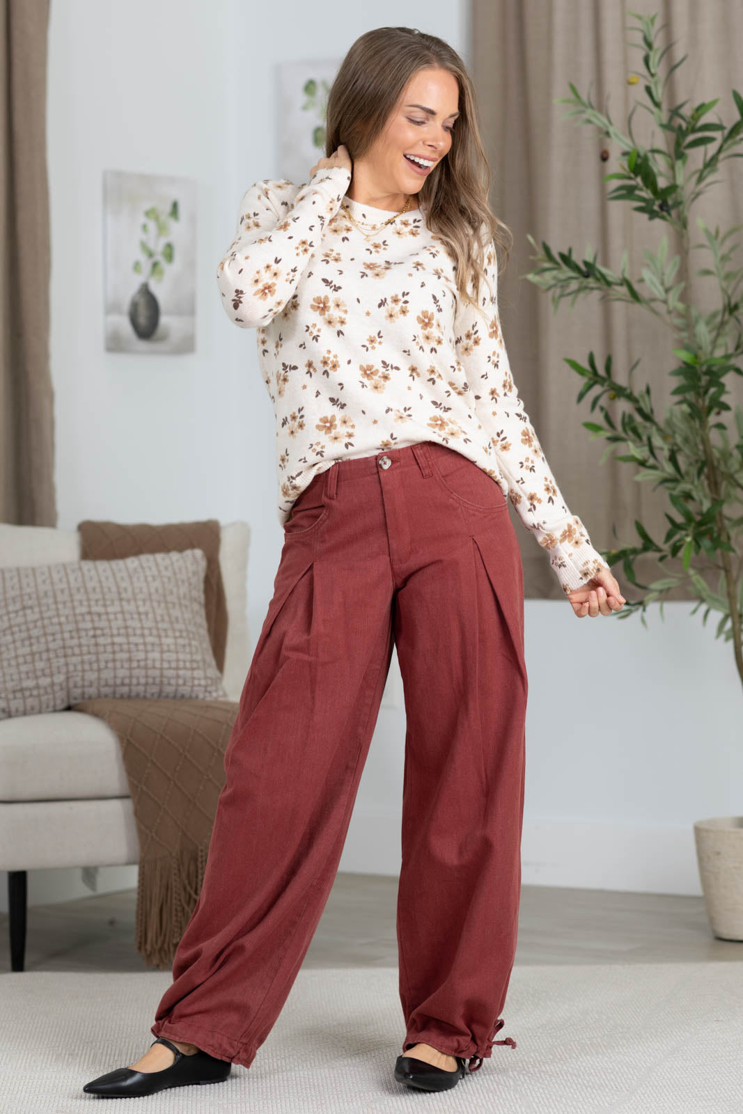 Staccato Flower Print Light Knit Sweater