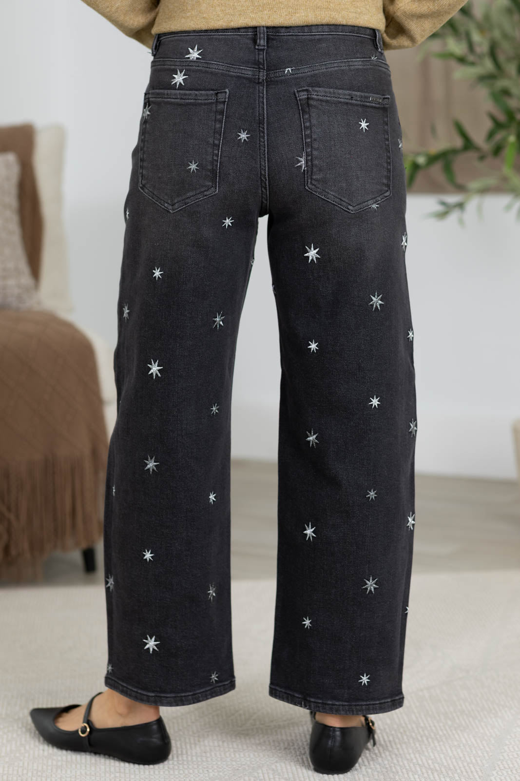 Risen Black Slouchy Crop Barrel Star Jeans