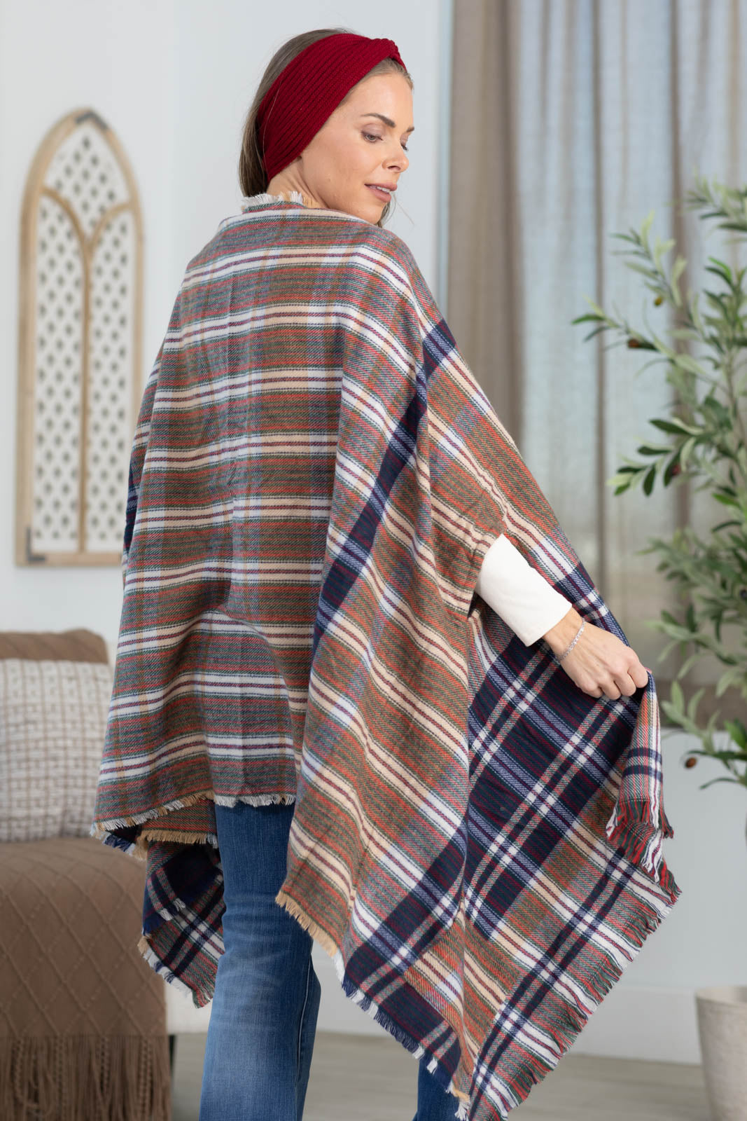 Plaid Kimono With Fringe And Pockets