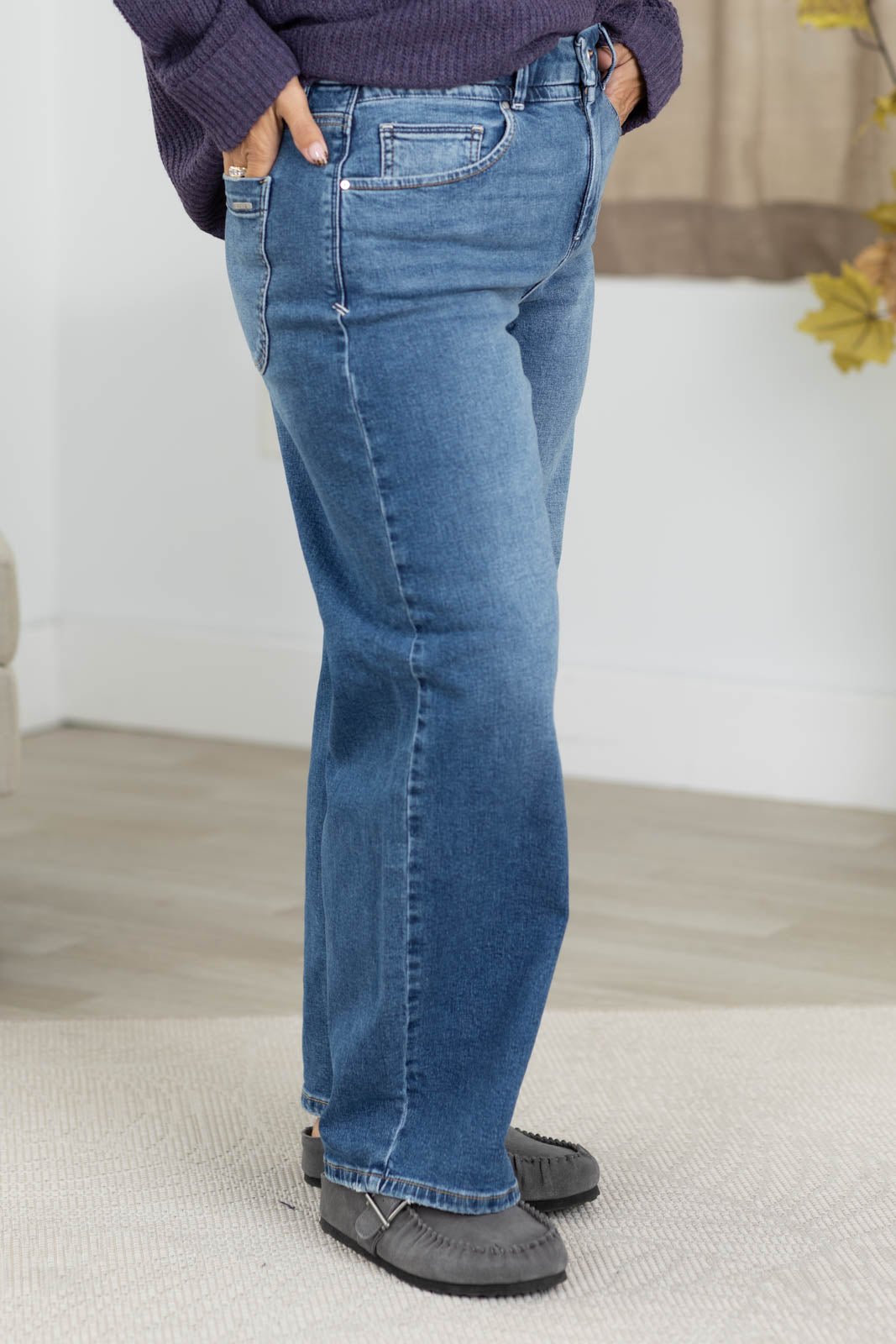 Risen Medium Wash Slouchy Crop Barrel Jeans