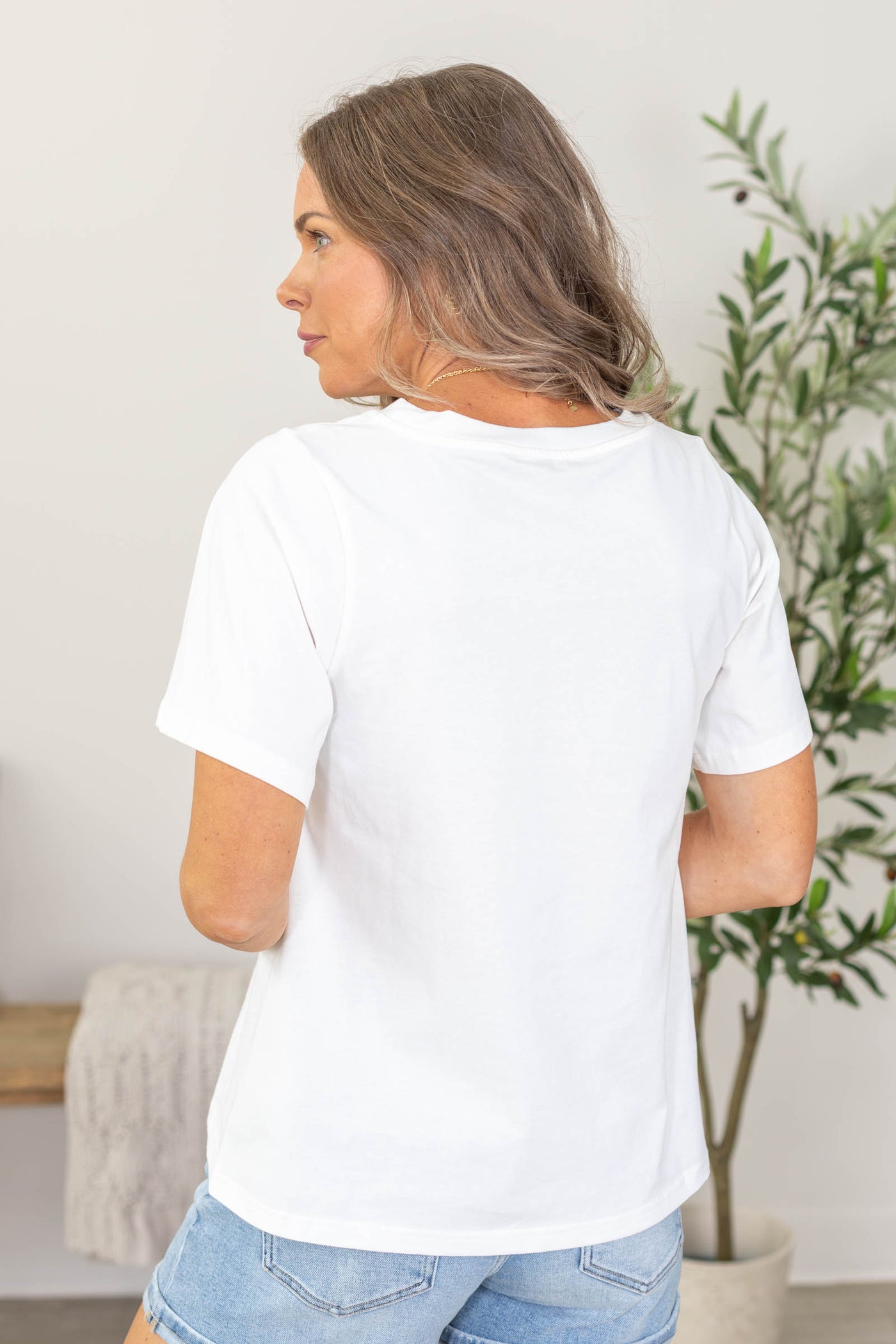 White Flower Market Amsterdam Tee