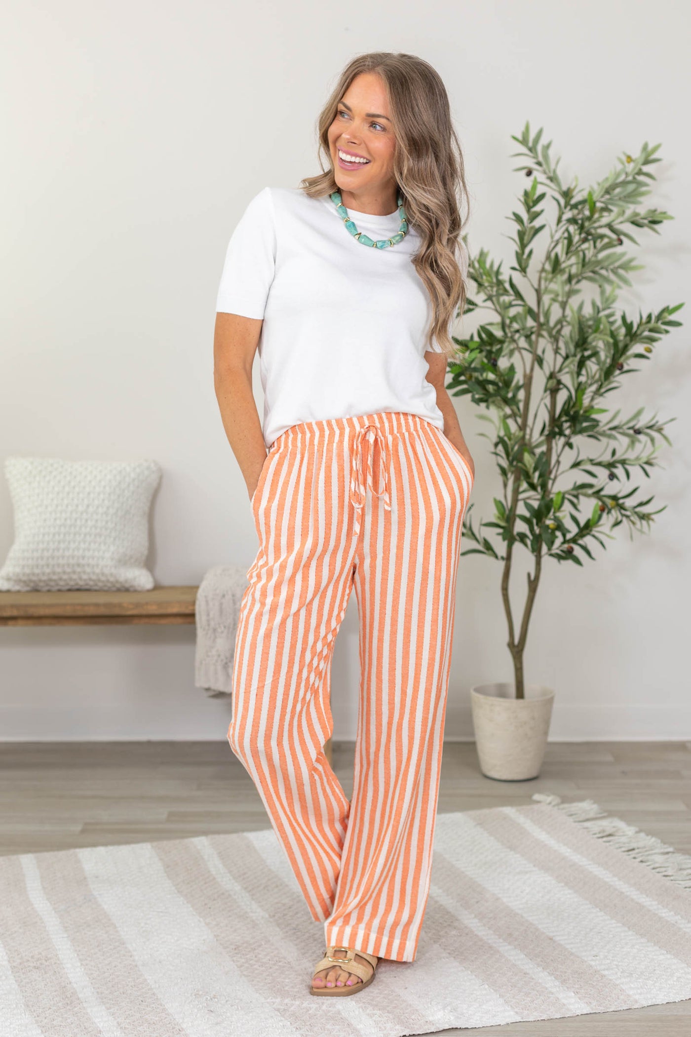 Off White Basic Short Sleeve Sweater Knit Top