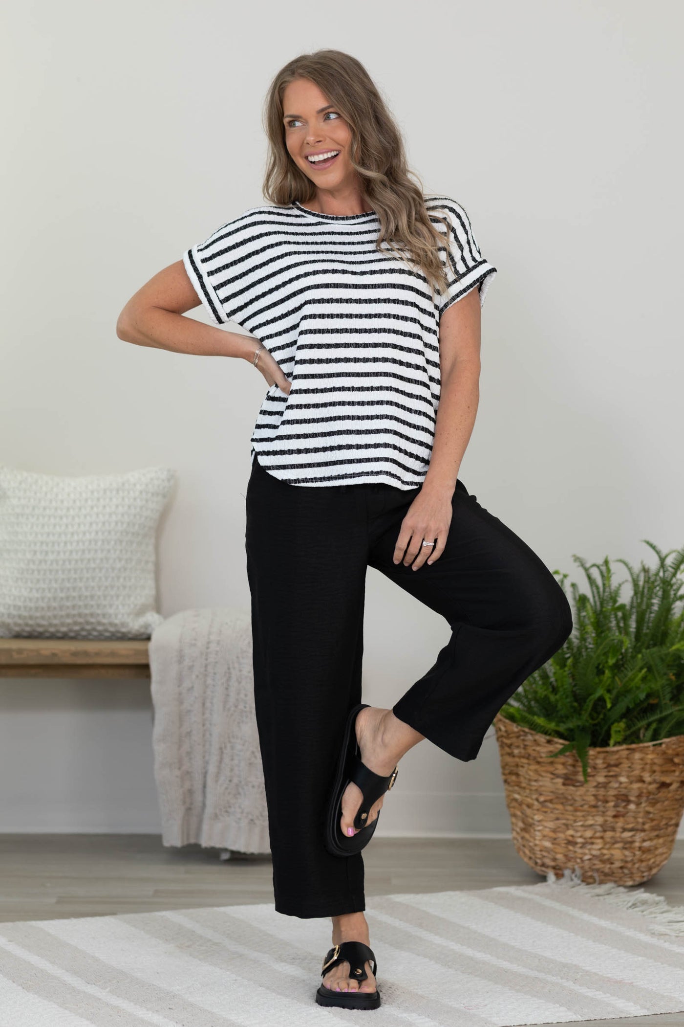 Textured Stripe Short Sleeve Knit T-shirt