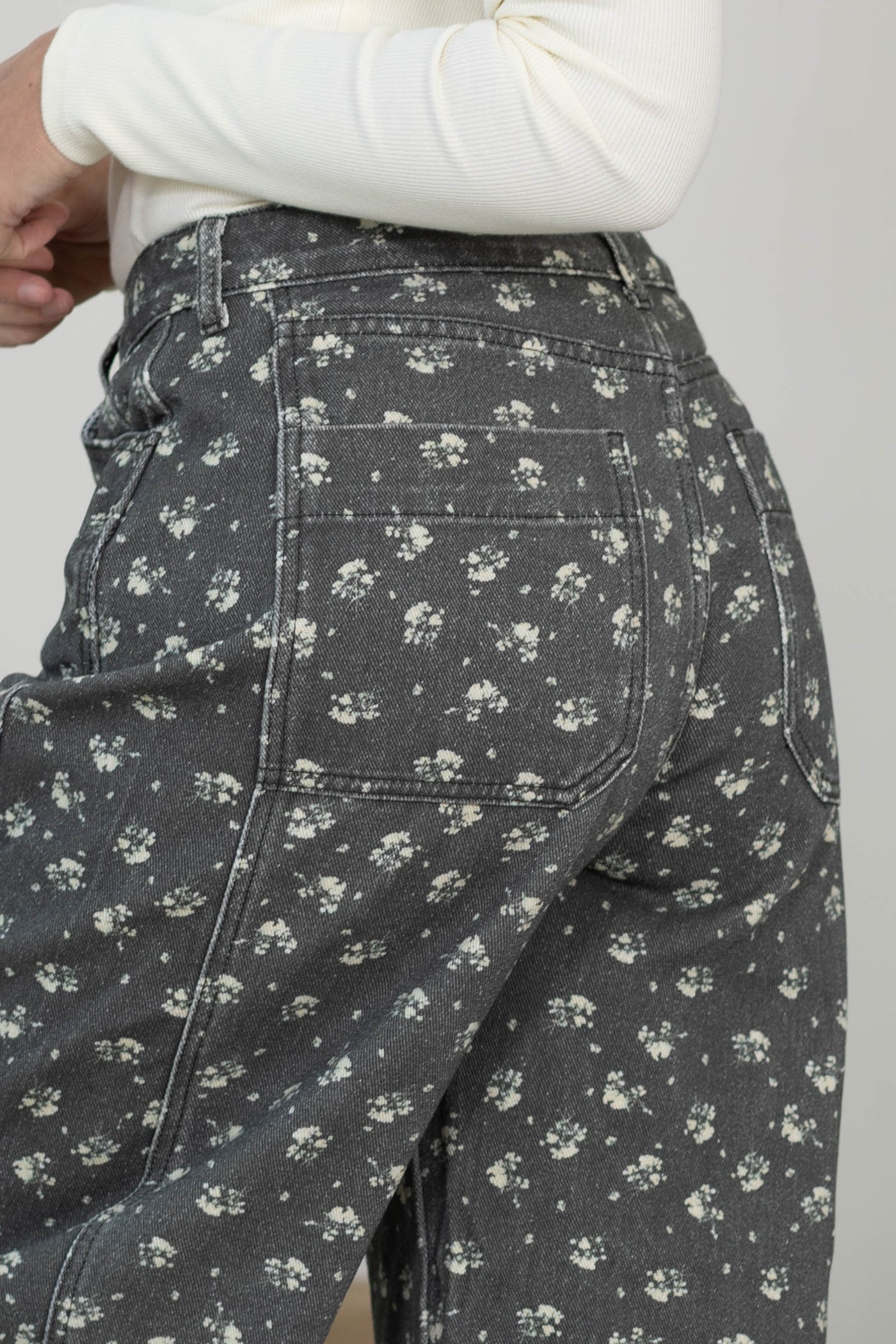 Cotierra Floral Print Barrel Pants
