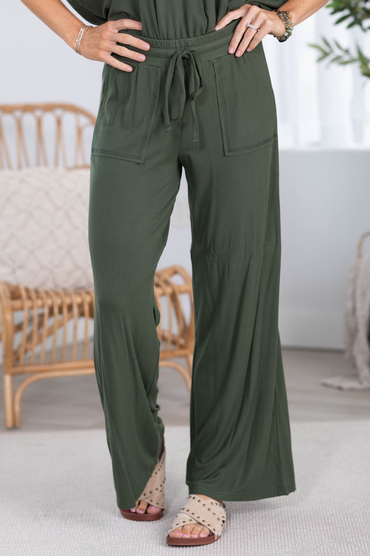 Light Ribbed Relaxed Top And Pants Set