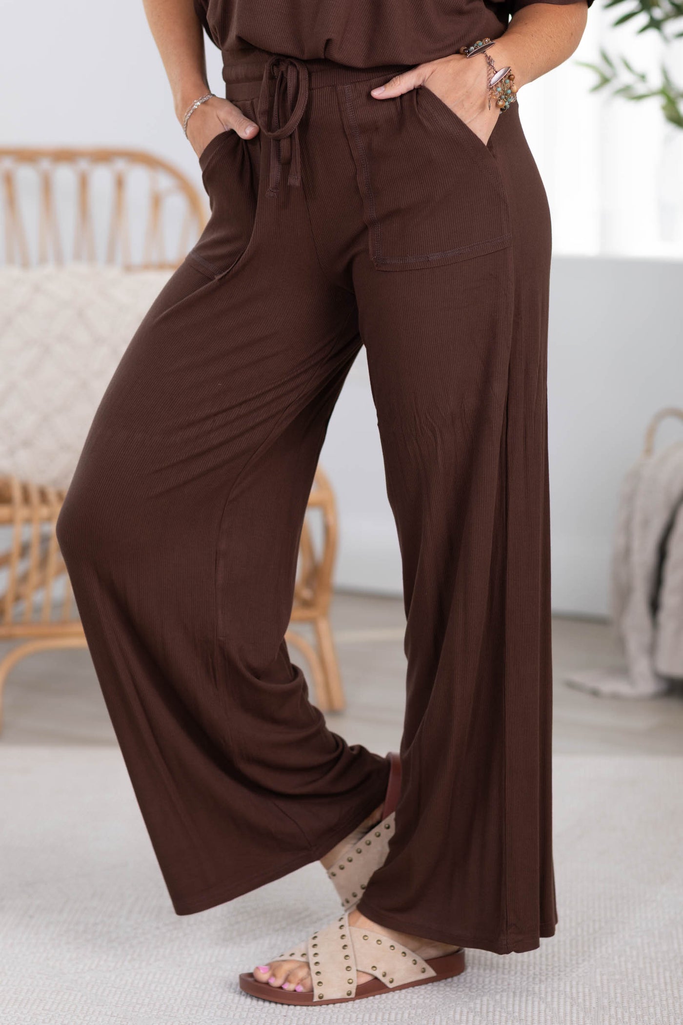Light Ribbed Relaxed Top And Pants Set
