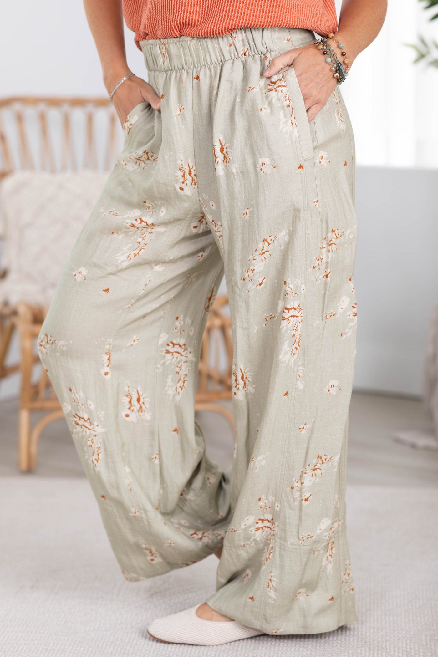 Cotierra Sage Vintage Floral Pull On Pants