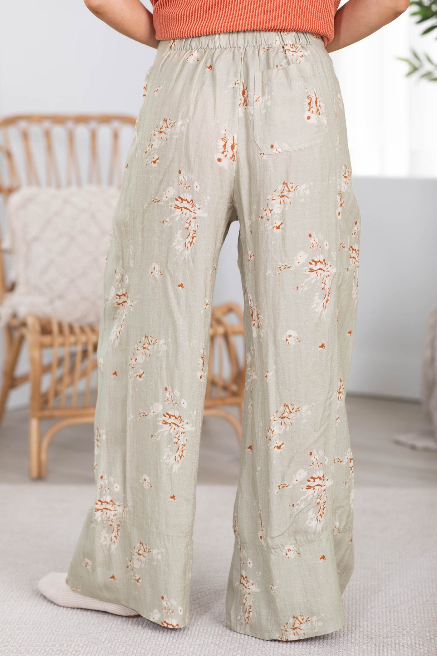 Cotierra Sage Vintage Floral Pull On Pants