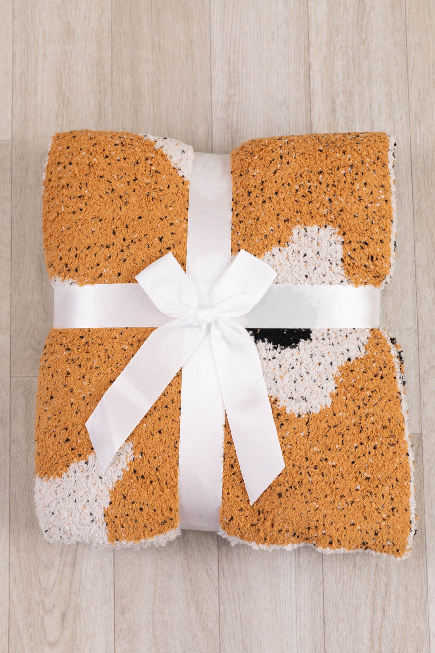 Tan Floral Print Super Soft Blanket