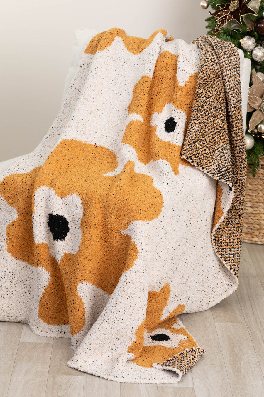 Tan Floral Print Super Soft Blanket