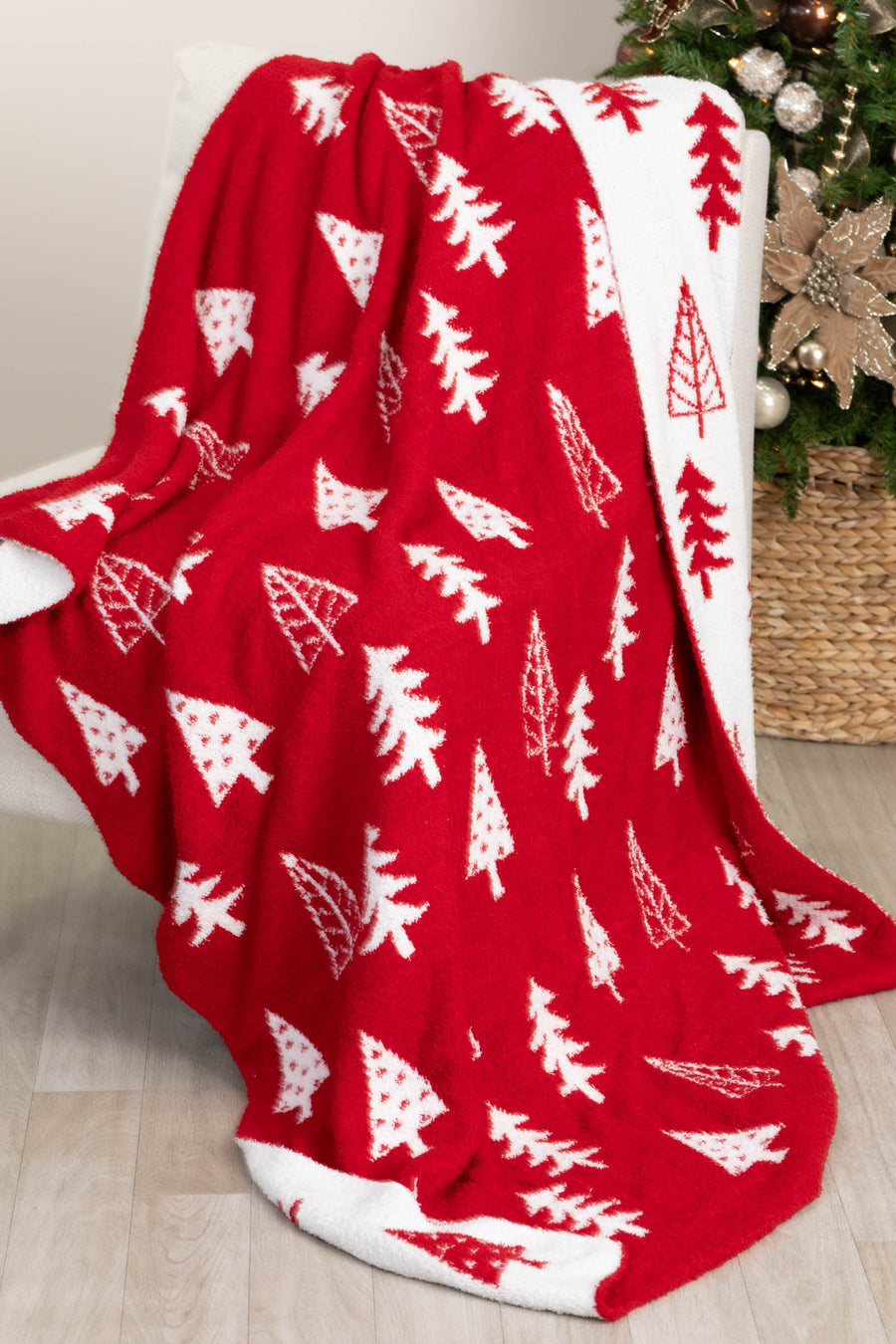 Red Christmas Tree Print Super Soft Blanket