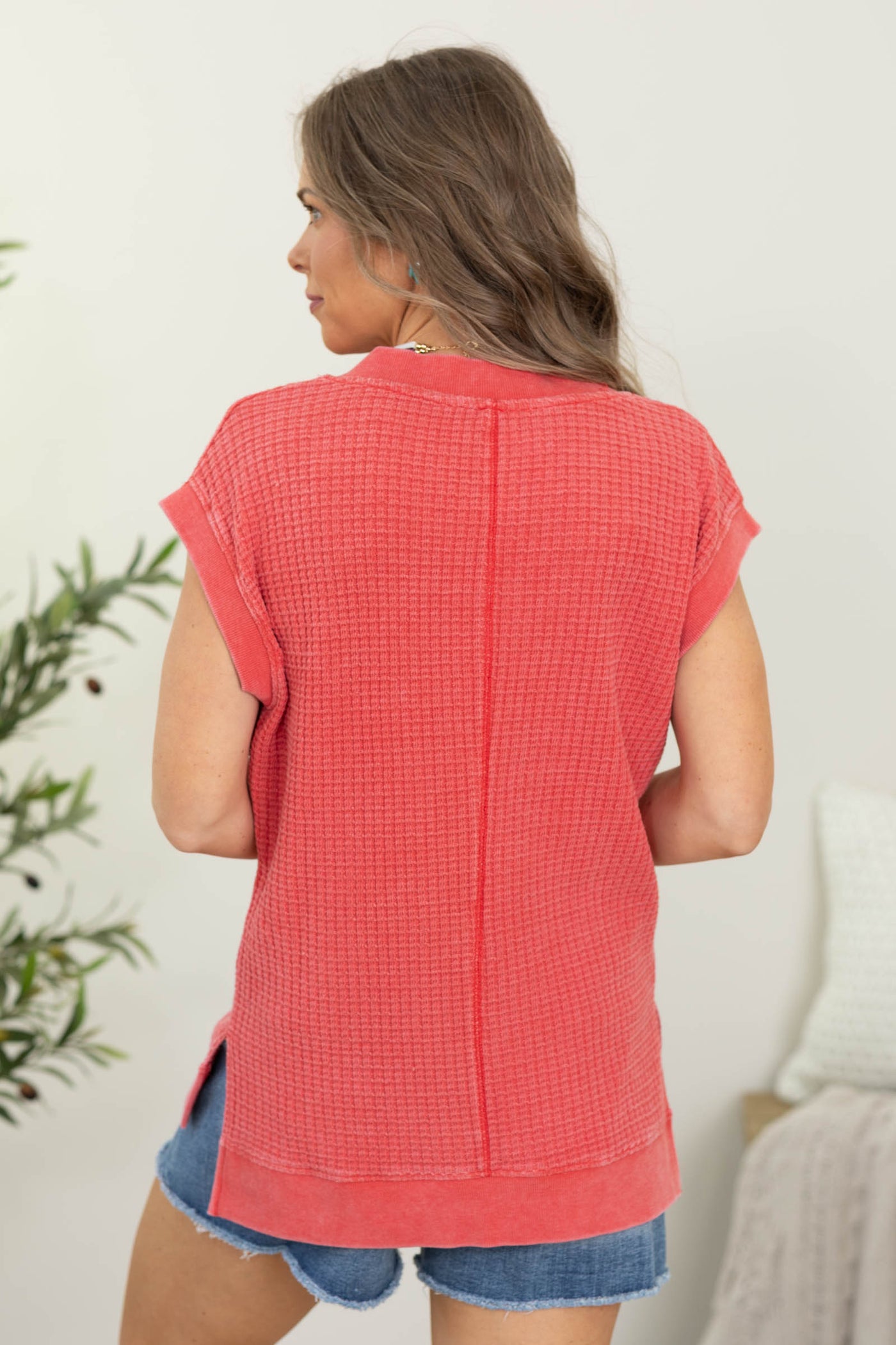 V-Neck Chunky Waffle Mineral Wash Tee