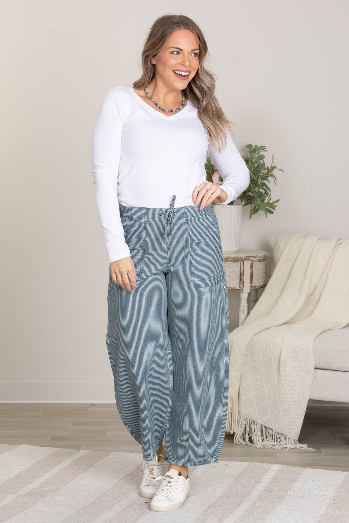 Cotton V-Neck Long Sleeve Knit Top