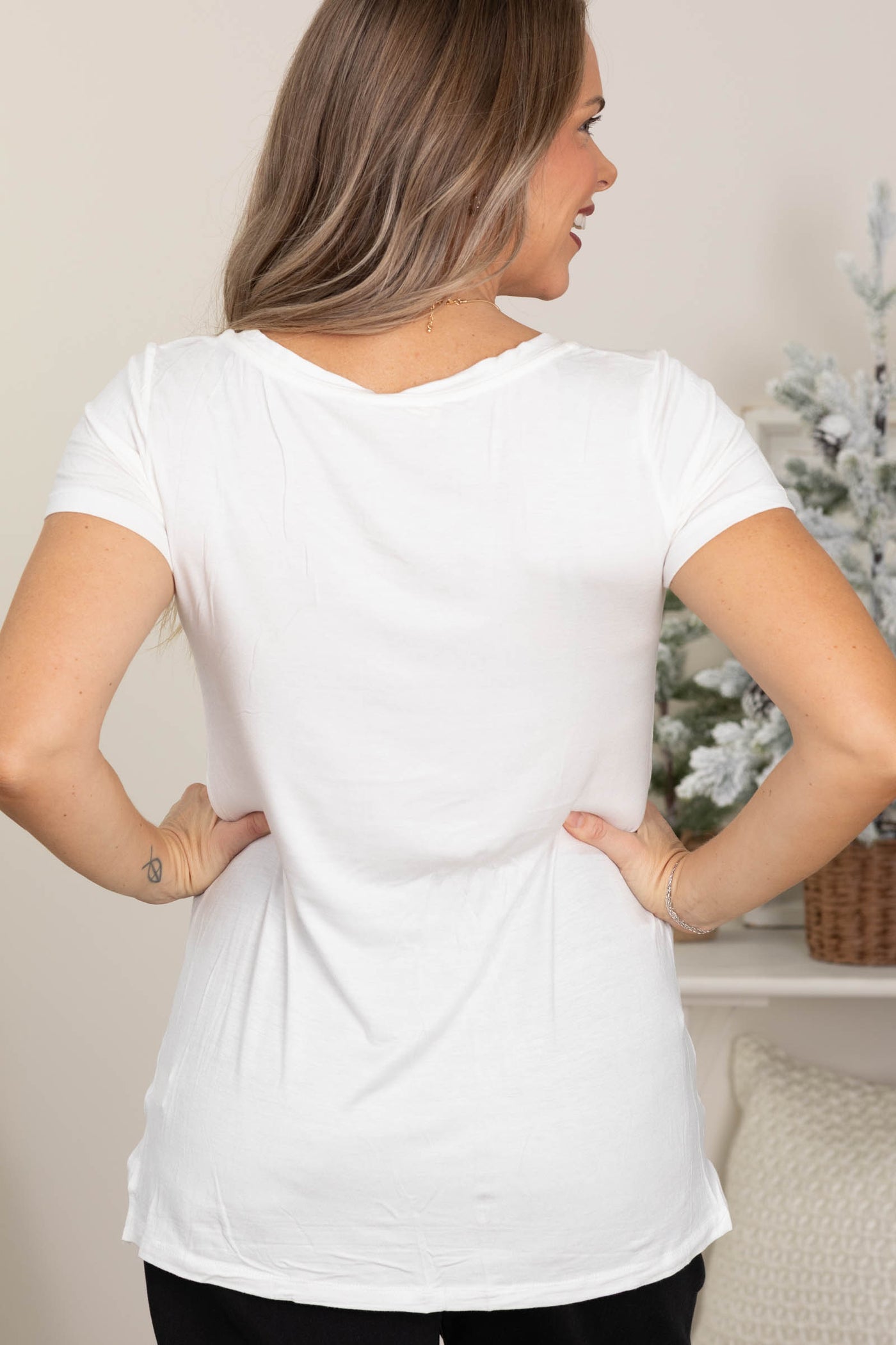 Off White Believe Holiday Graphic Knit Tee