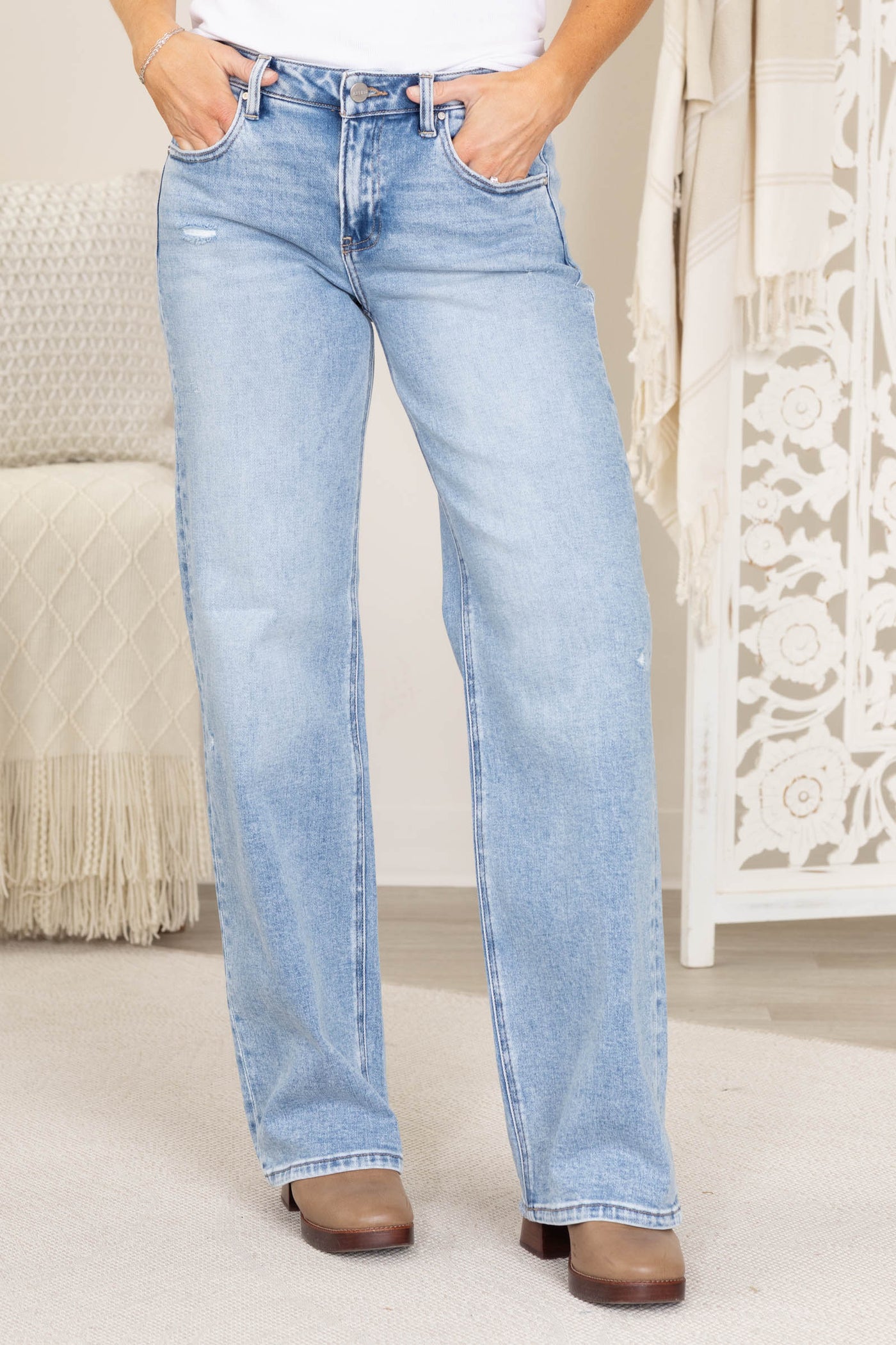 Risen Medium Wash Low Rise Wide Leg Jeans