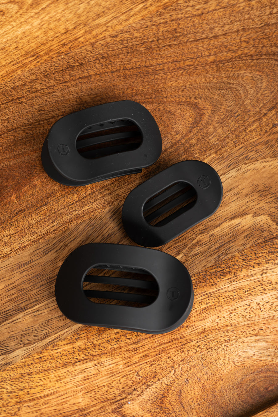 Midnight Matte Flat Round Hair Clip