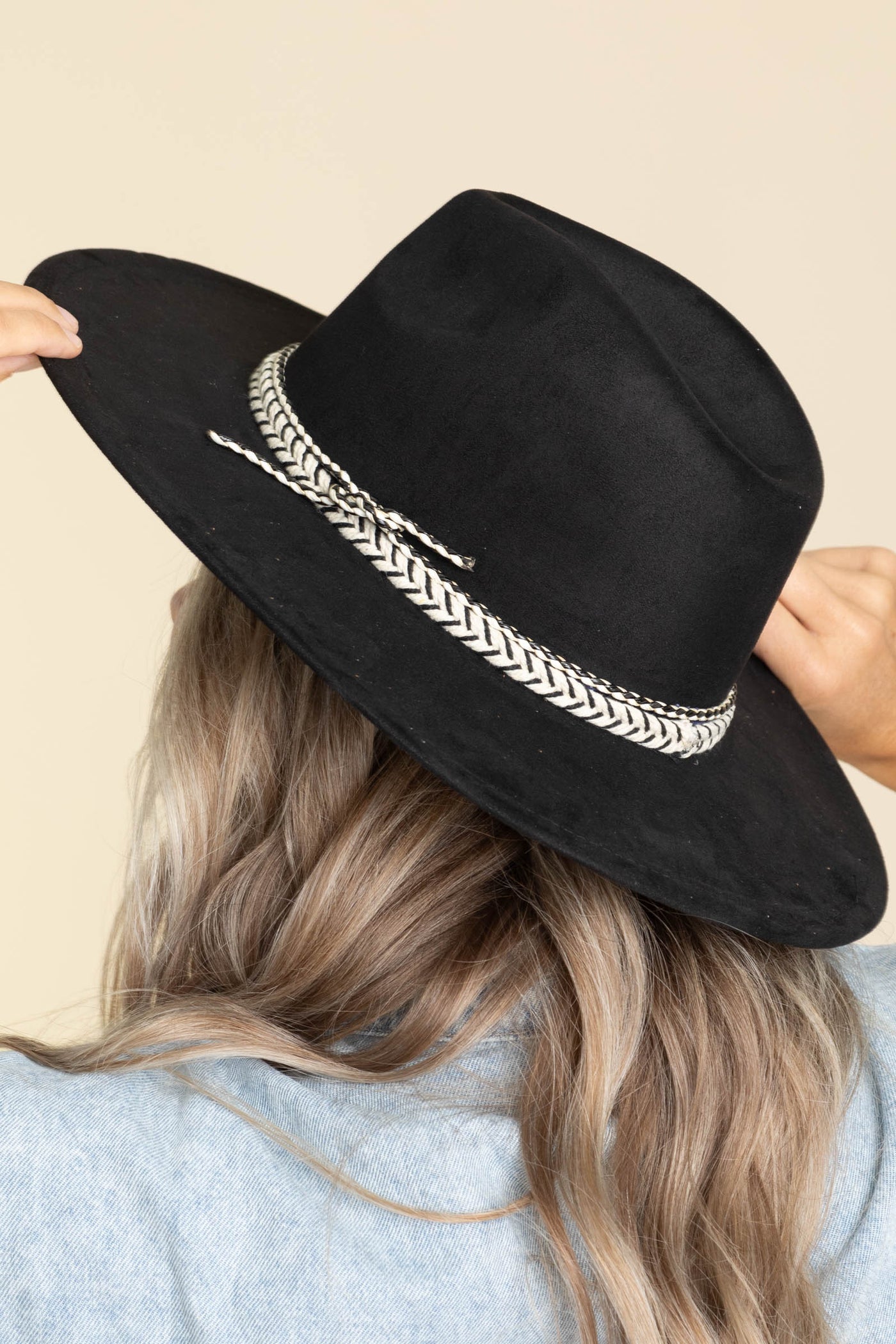 Black Braided Strap Faux Suede Hat