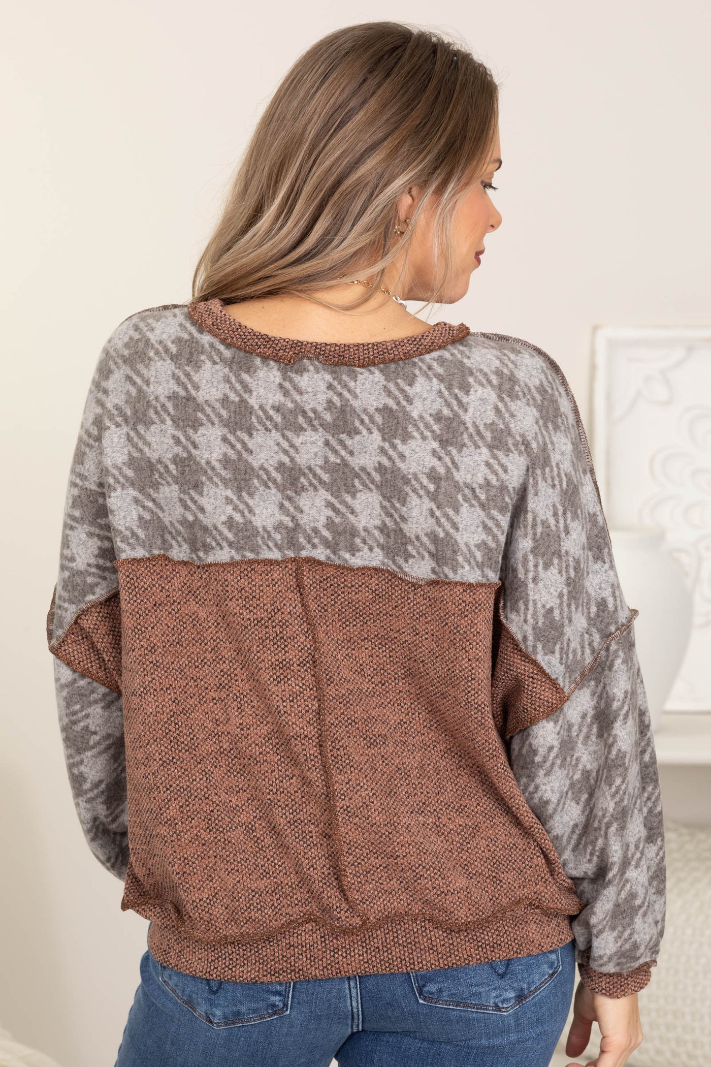 Mocha Houndstooth Brushed Hacci Knit Top