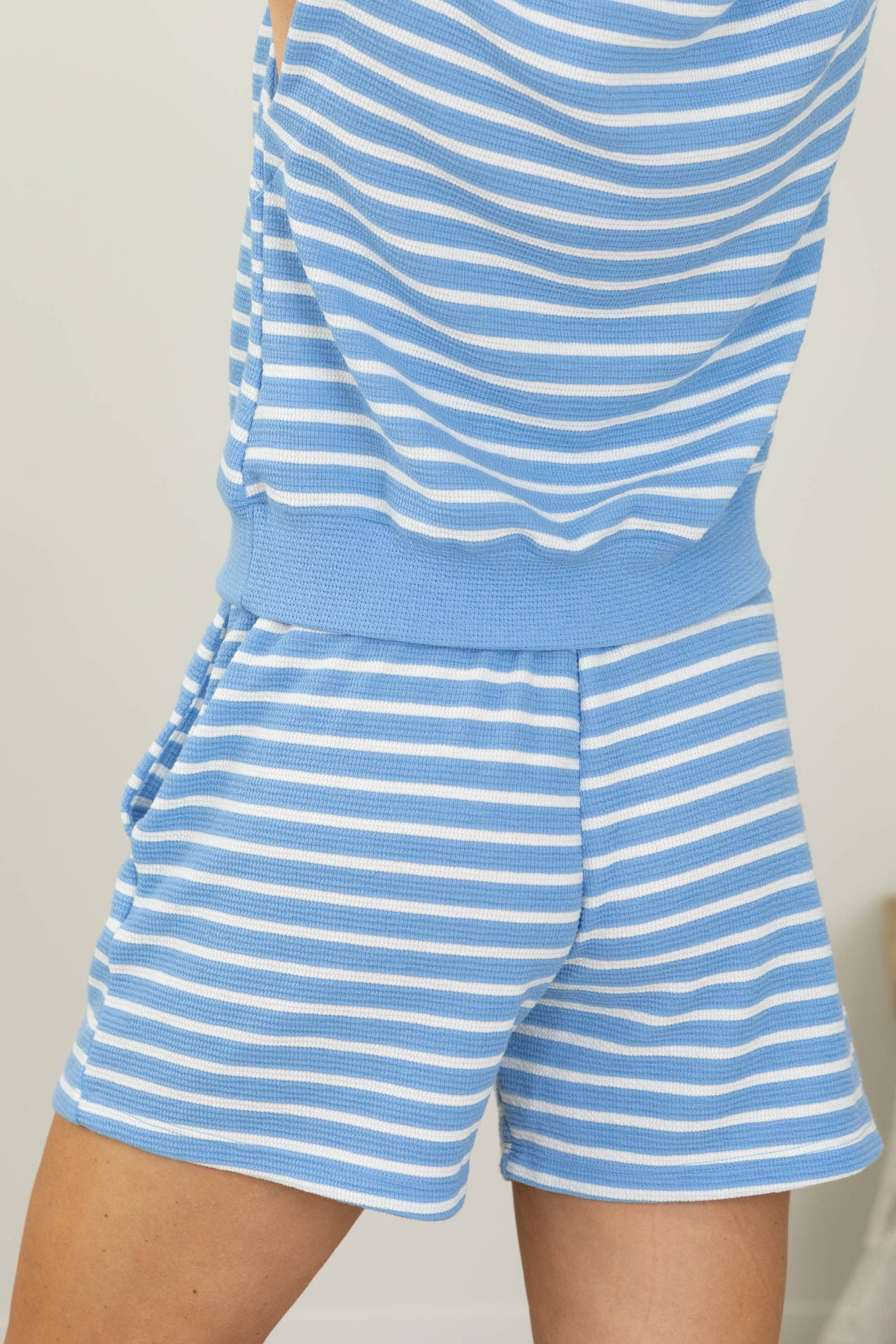 Cloudy Knit Stripe Shorts