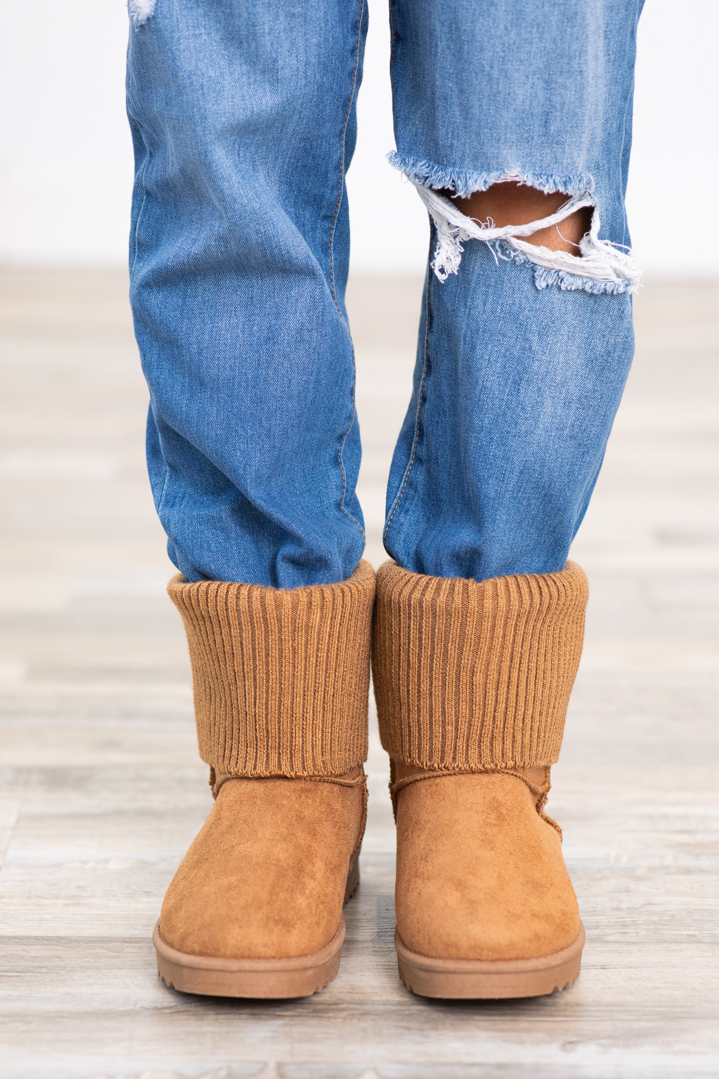 Tan Ribbed Sweater Trim Short Boots