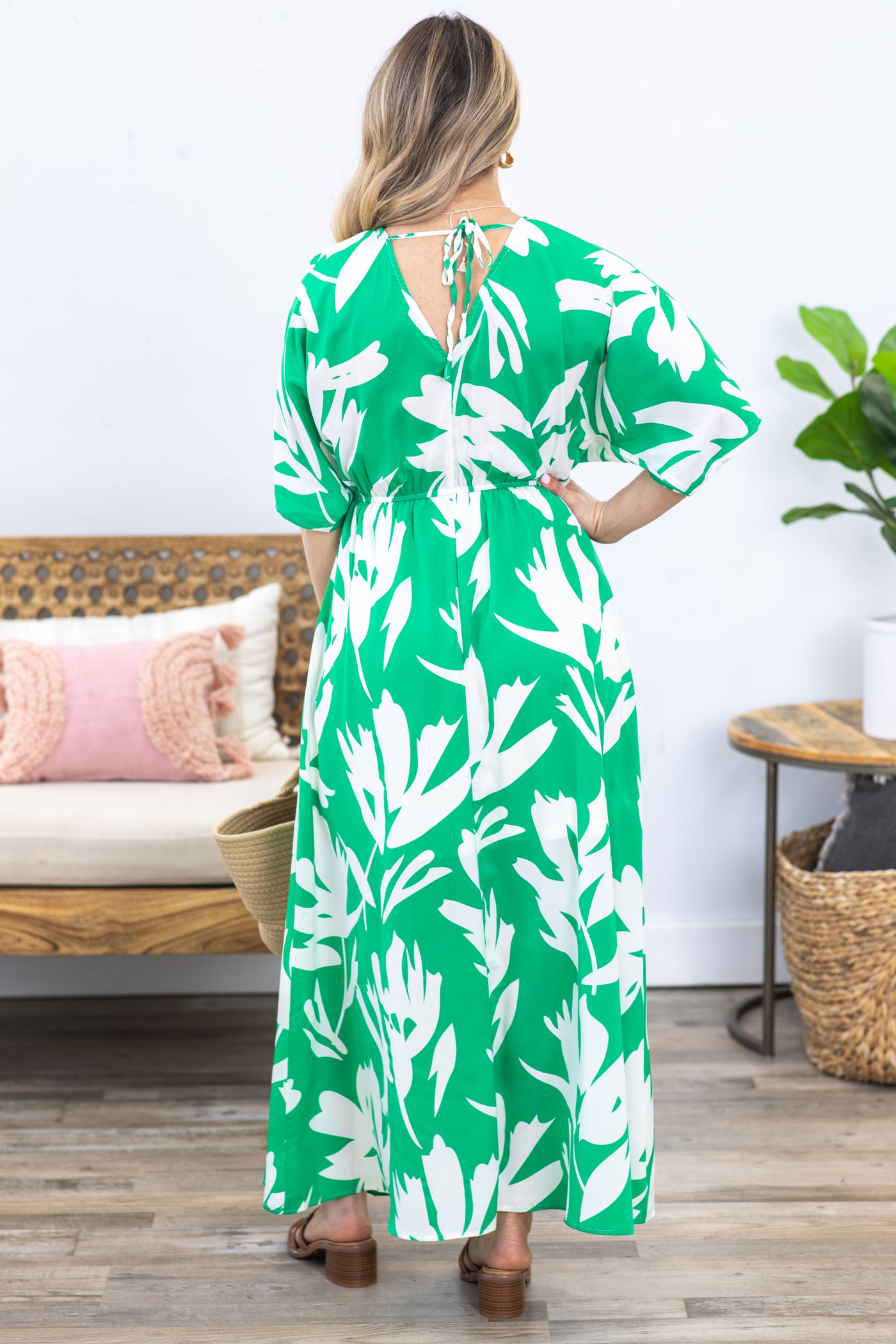 Kelly Green Print V-Neck Maxi Dress Filly Flair Kelly Green Print V-Neck Maxi Dress Filly Flair