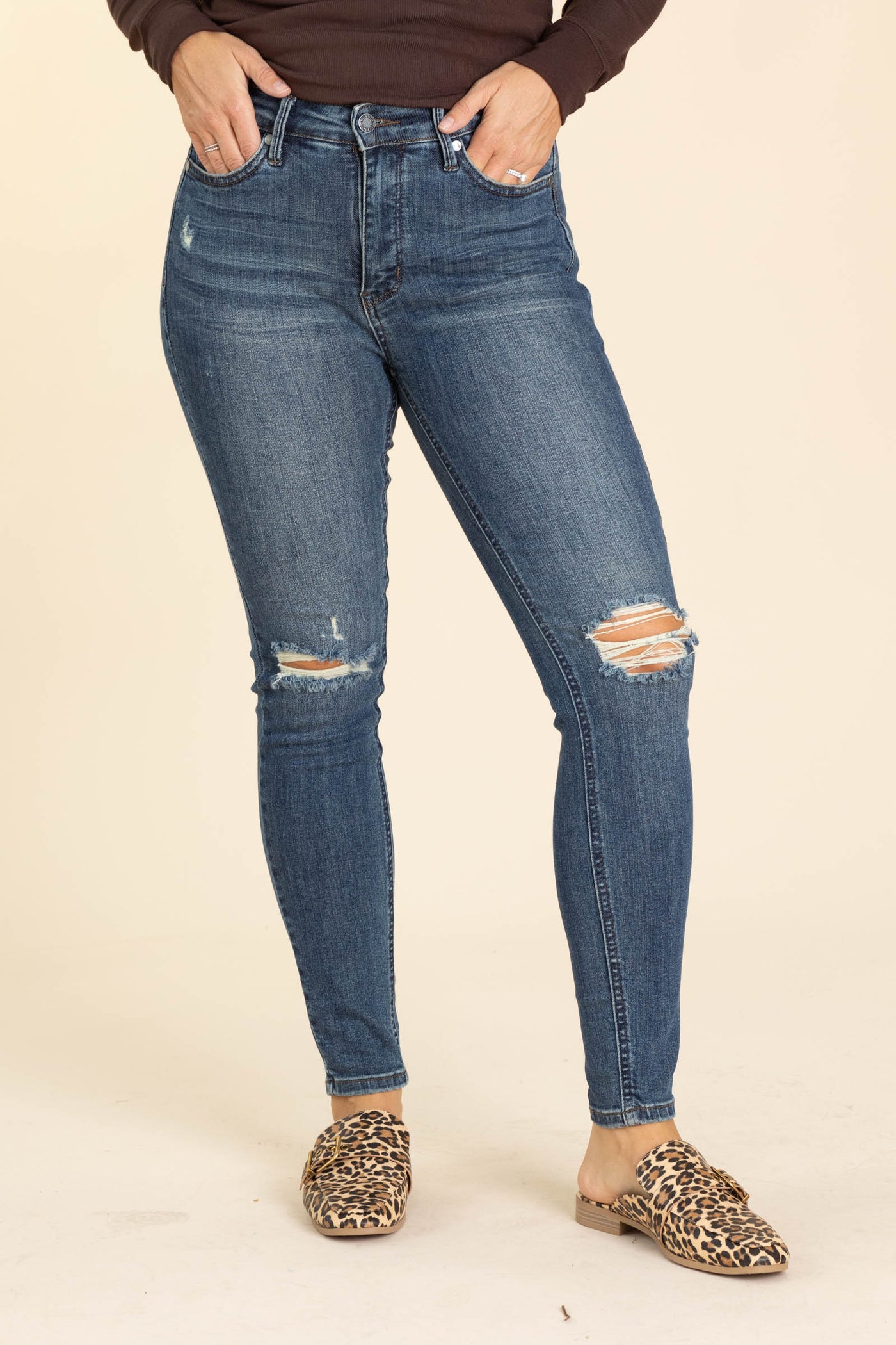 Judy Blue Mid Rise Tummy Control Jeans
