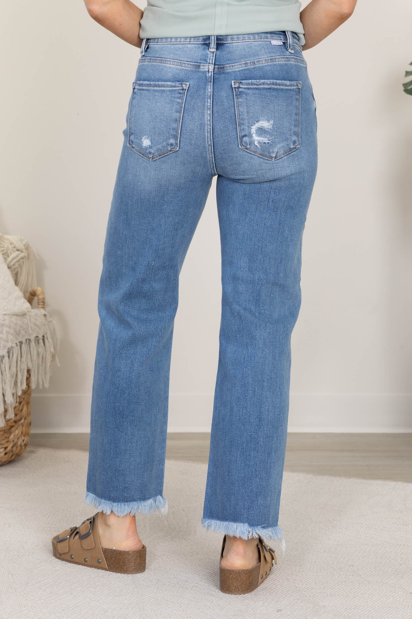Risen High Rise Crop Straight Frayed Hem Jeans