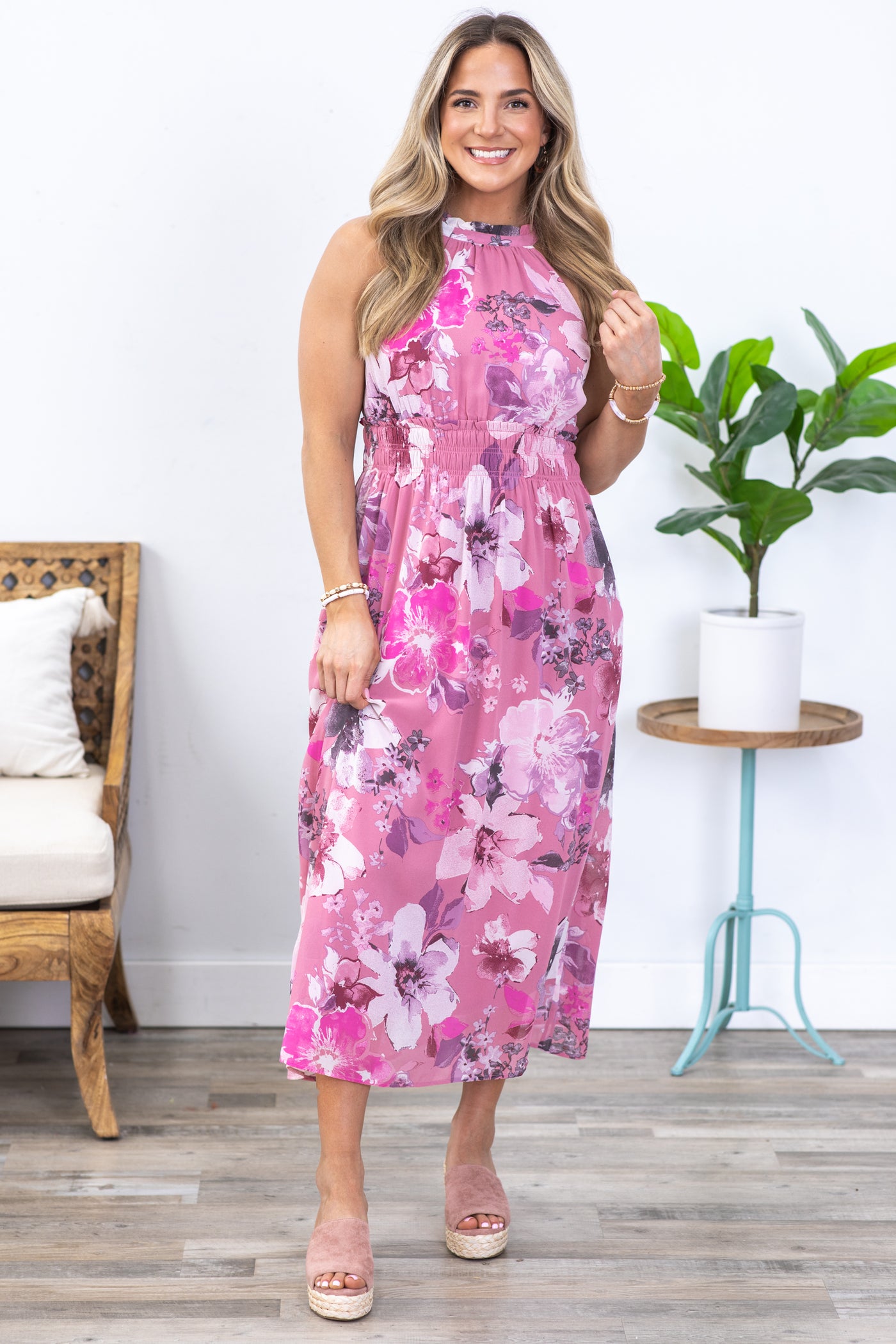 Dusty Pink Floral Chiffon Halter Maxi Dress - S Dusty Pink Floral Chiffon Halter Maxi Dress - S