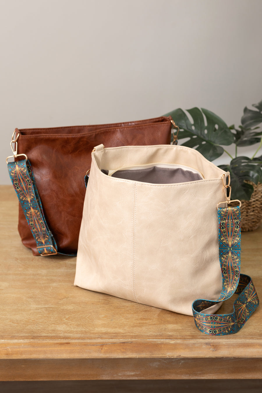 Retro Pattern Vegan Leather Crossbody Bag