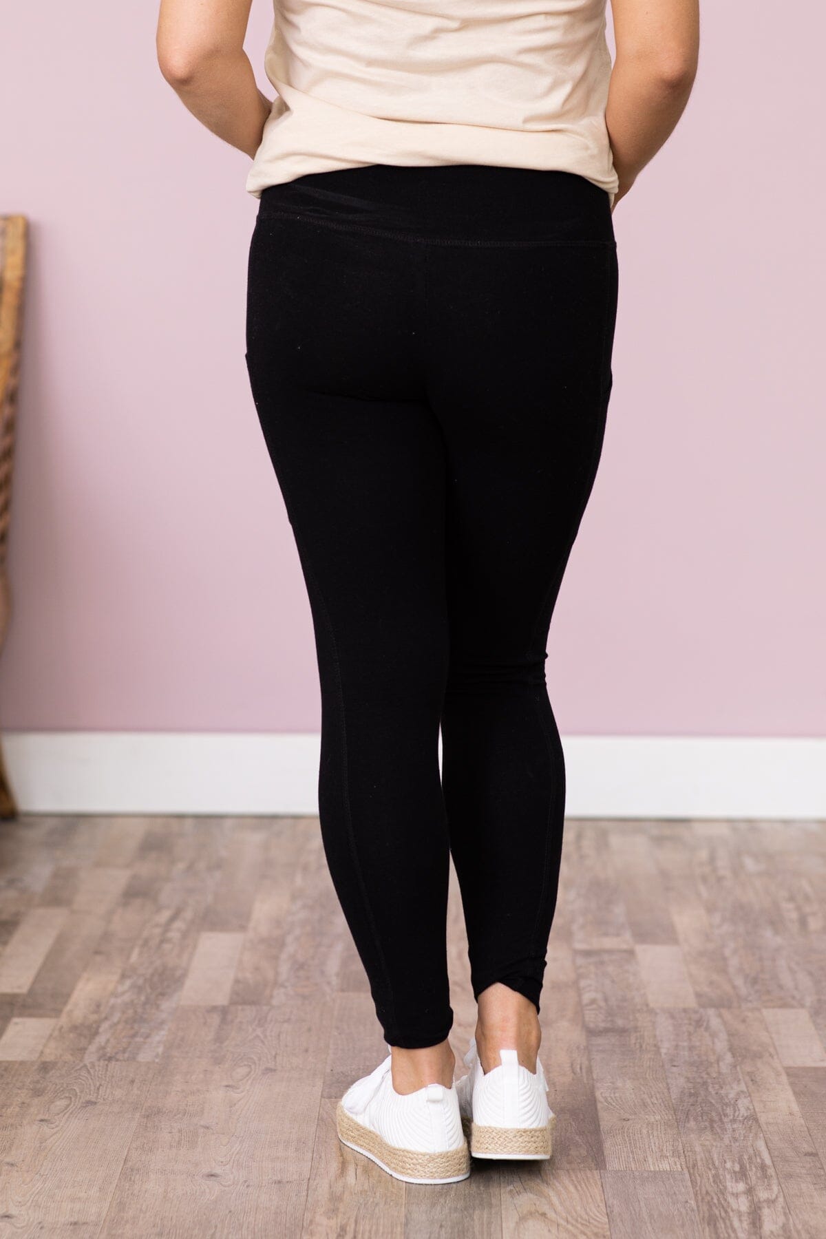 Black Leggings With Side Pocket - Filly Flair