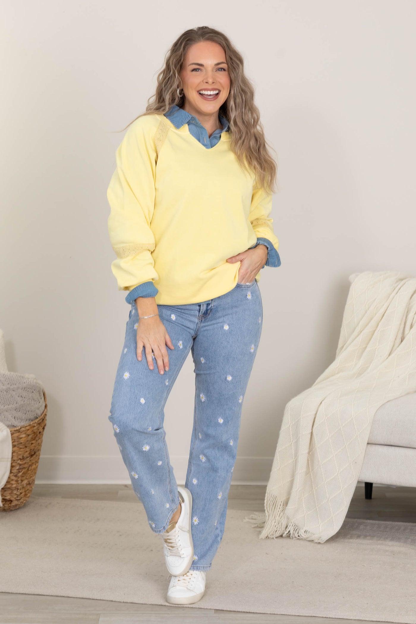 Mica High Rise Straight Daisy Embroidery Jeans