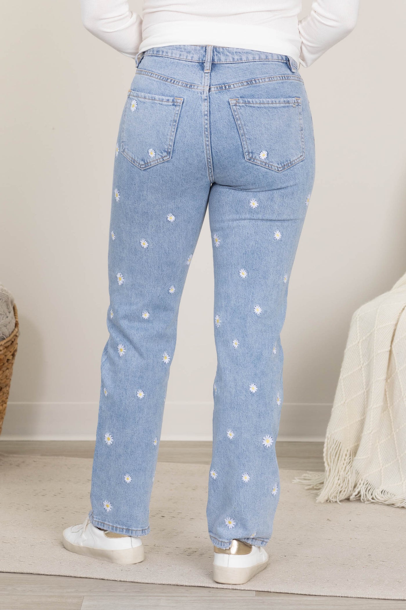 Mica High Rise Straight Daisy Embroidery Jeans