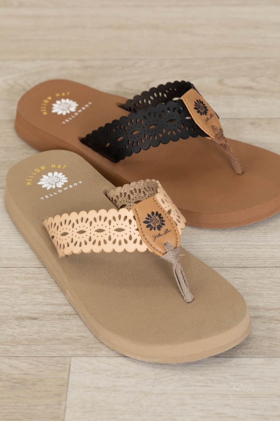 Faux Leather Intricate Detail Flip Flops