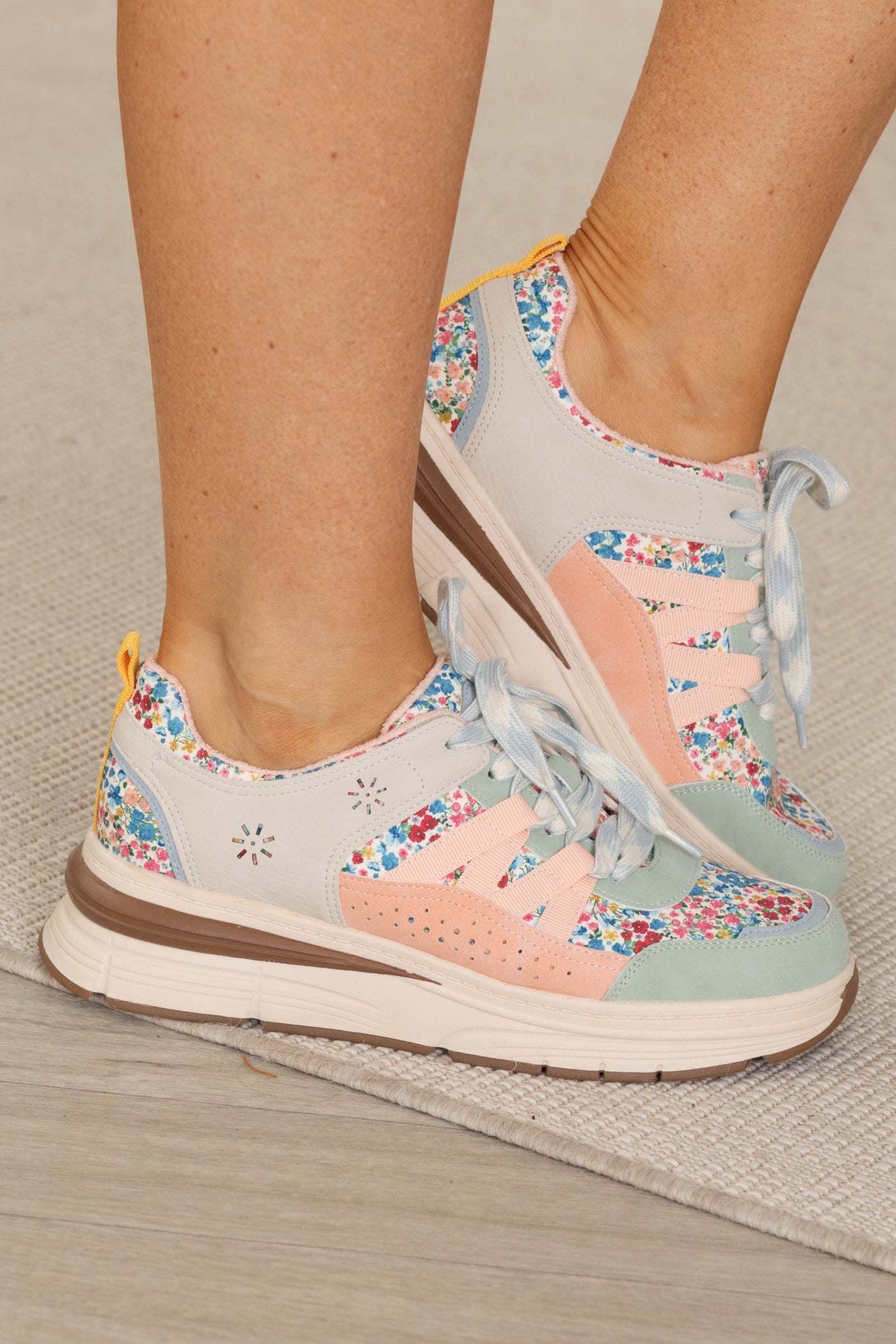 Blowfish Multicolor Free Spirt Platform Sneaker