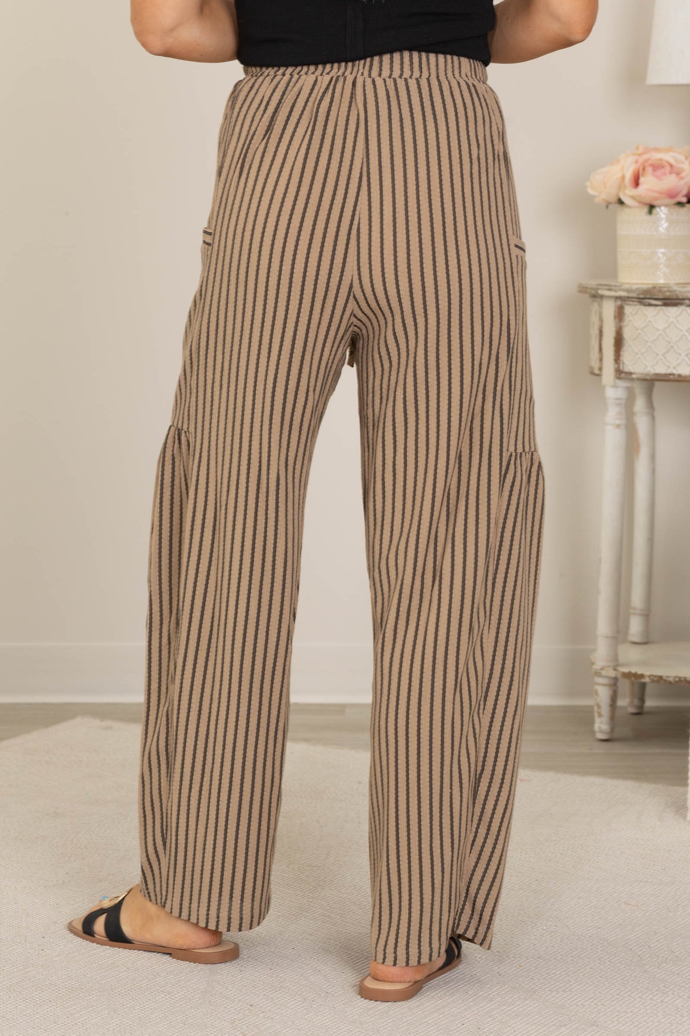 Mocha Elastic Waist Striped Pants With Pockets